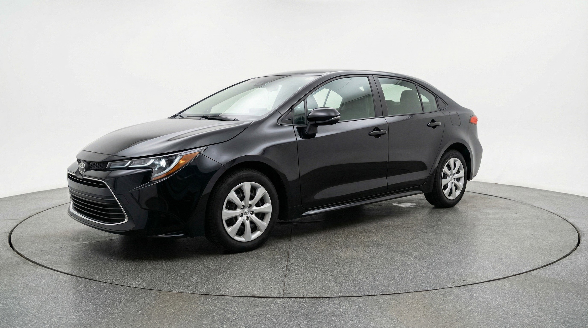 Thumbnail: 2025 Toyota Corolla - 3