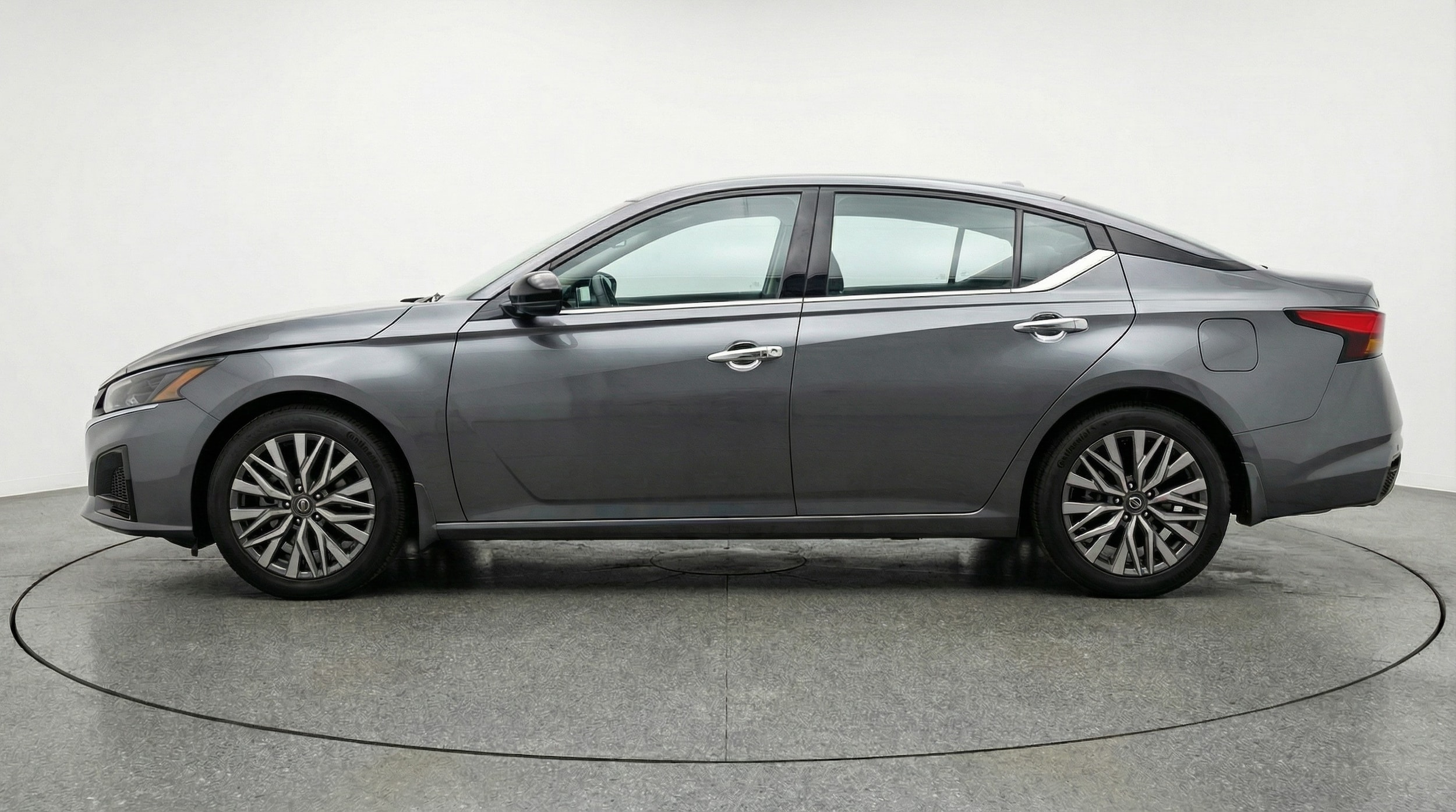 Thumbnail: 2025 Nissan Altima - 4