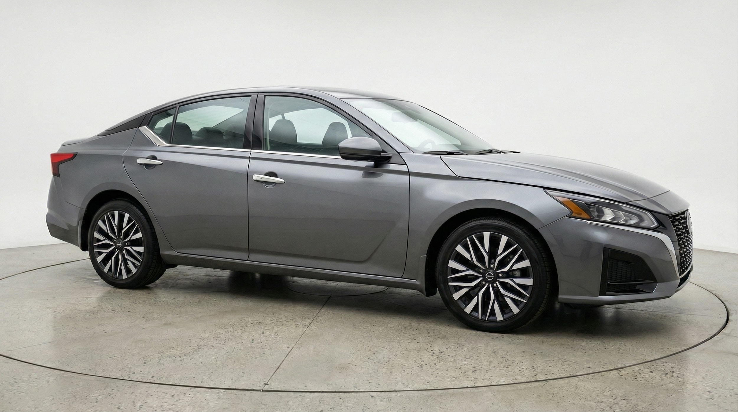 2025 Nissan Altima 2.5 SV FWD