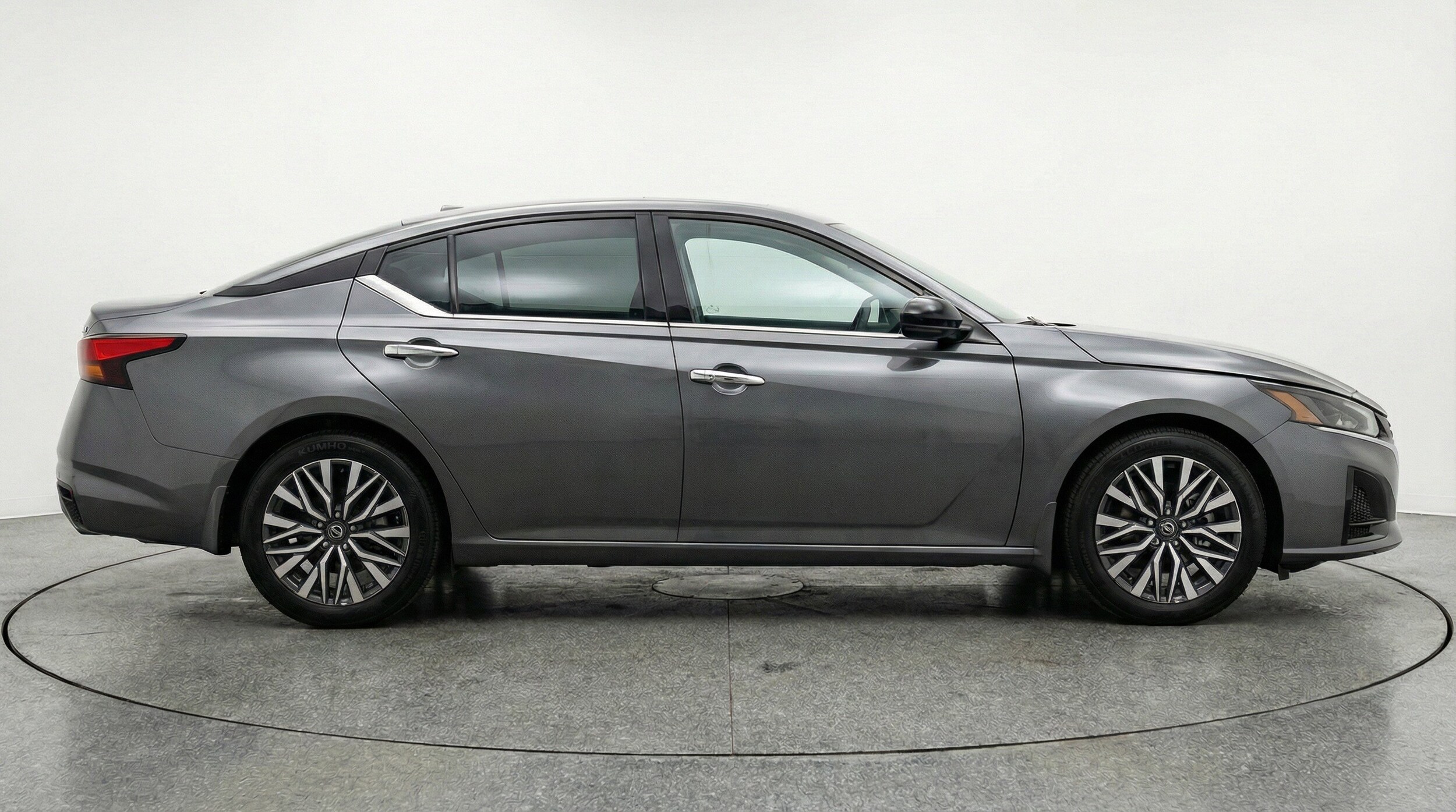 Thumbnail: 2025 Nissan Altima - 11