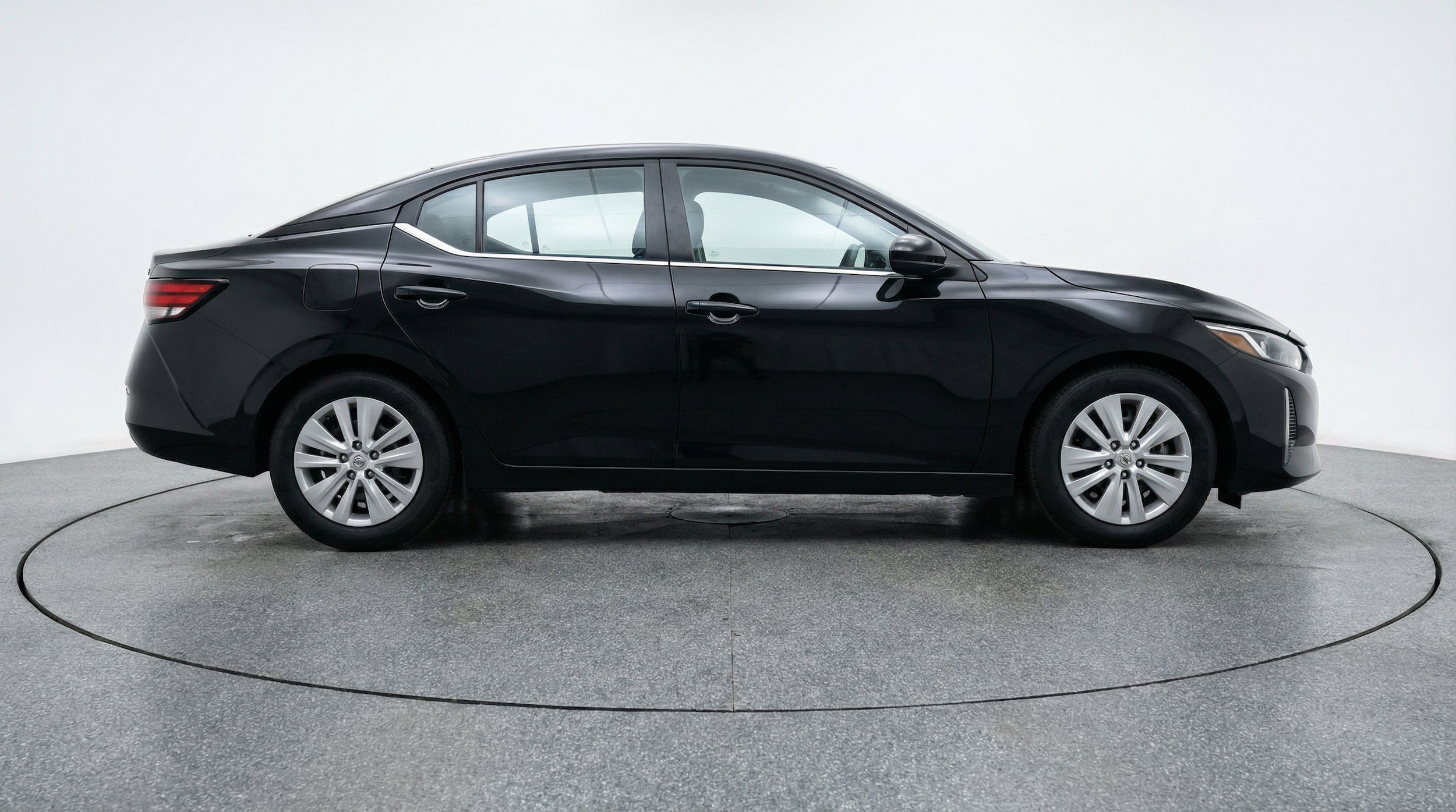 Thumbnail: 2025 Nissan Sentra - 11