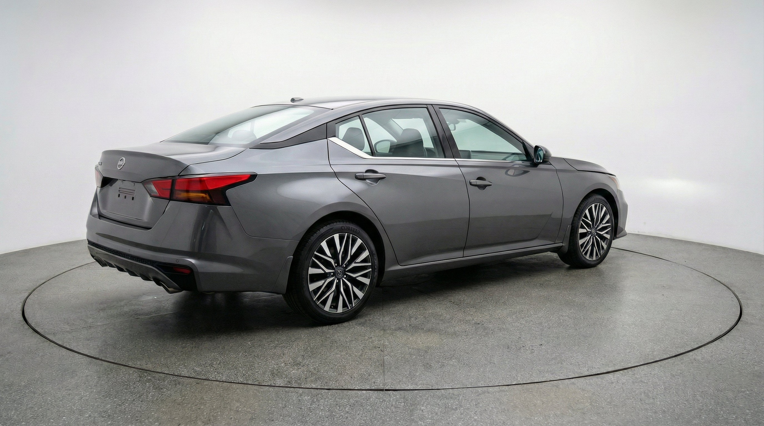 Thumbnail: 2025 Nissan Altima - 9