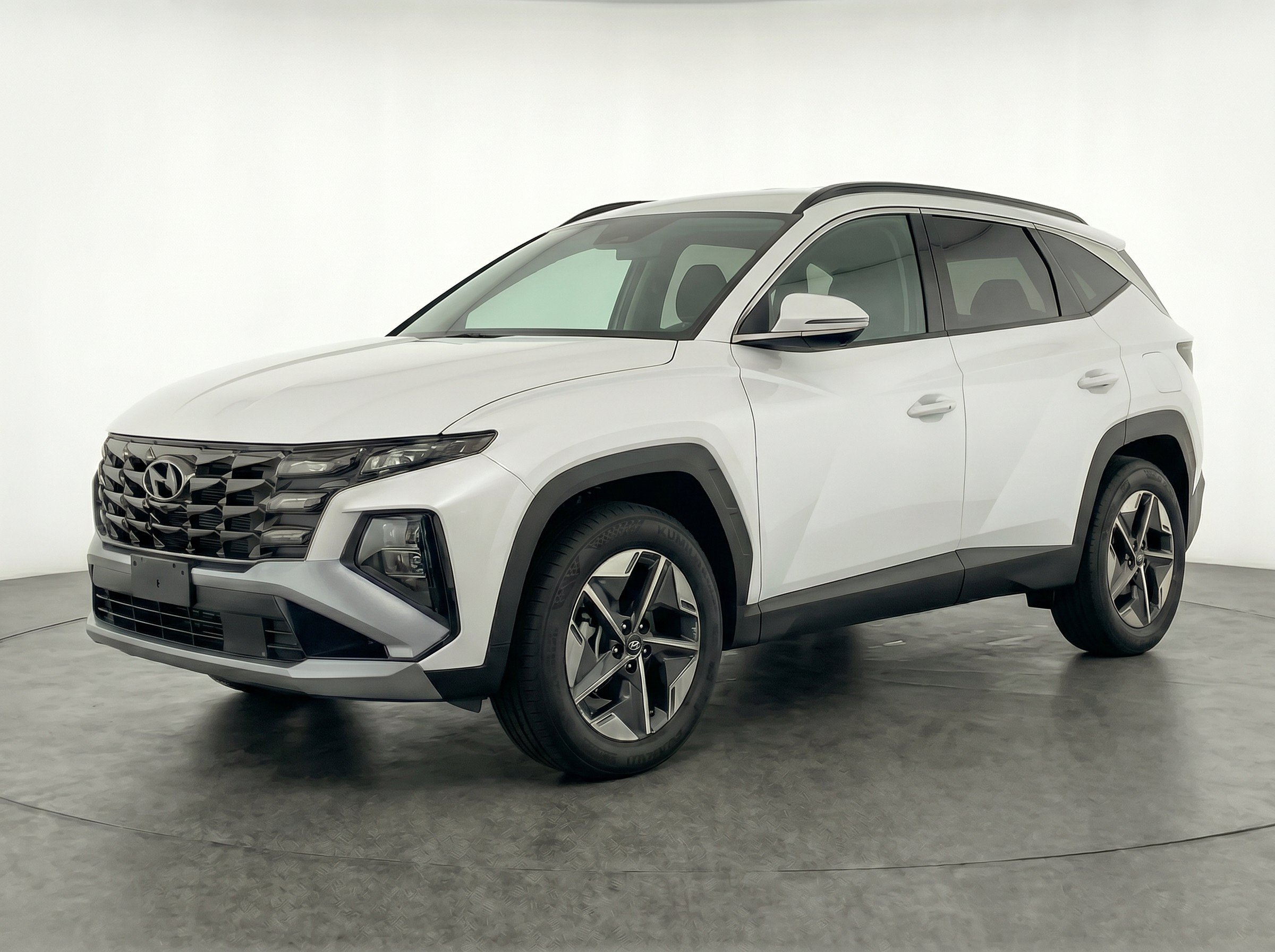 Thumbnail: 2026 Hyundai Tucson - 3
