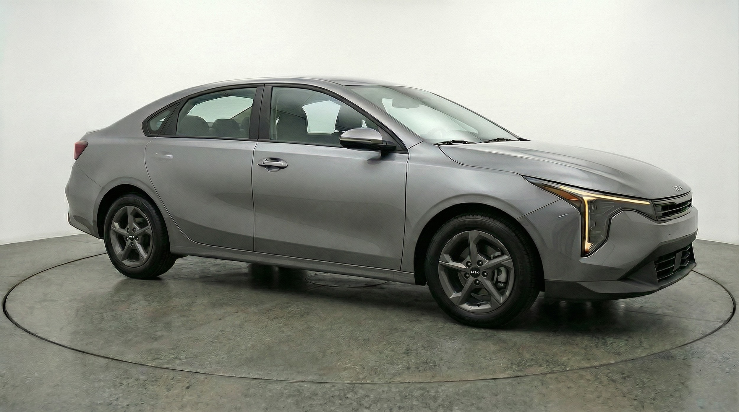 Thumbnail: 2025 Kia K4 - 1