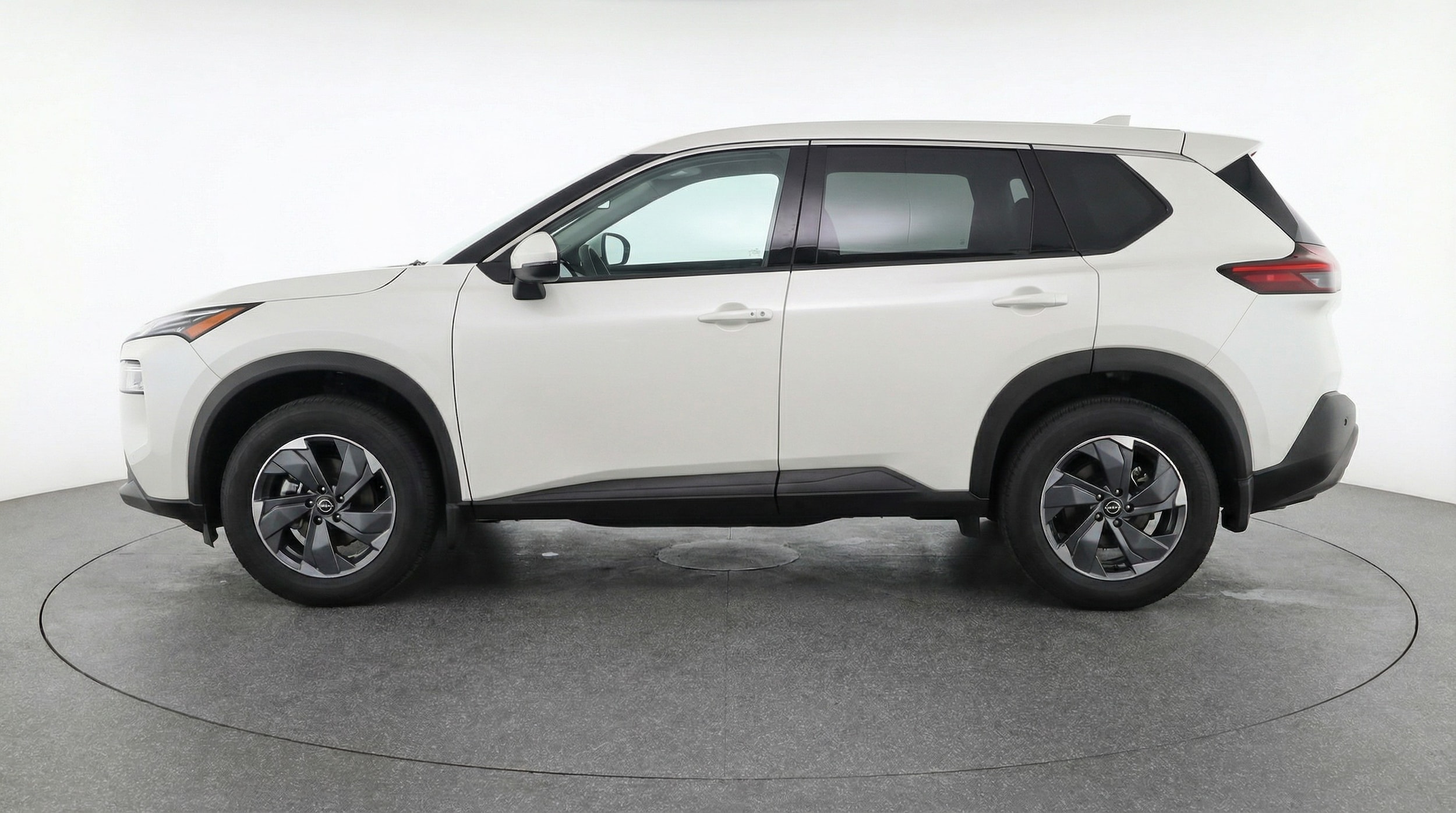 Thumbnail: 2025 Nissan Rogue - 4