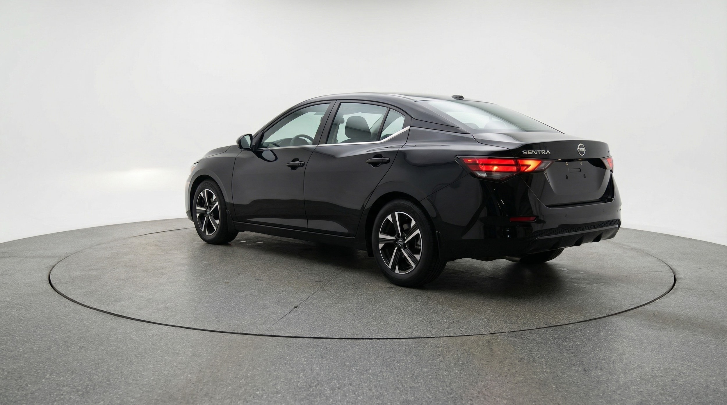 Thumbnail: 2025 Nissan Sentra - 5