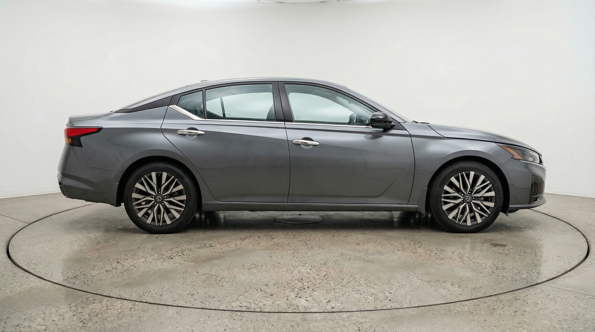 Thumbnail: 2025 Nissan Altima - 8