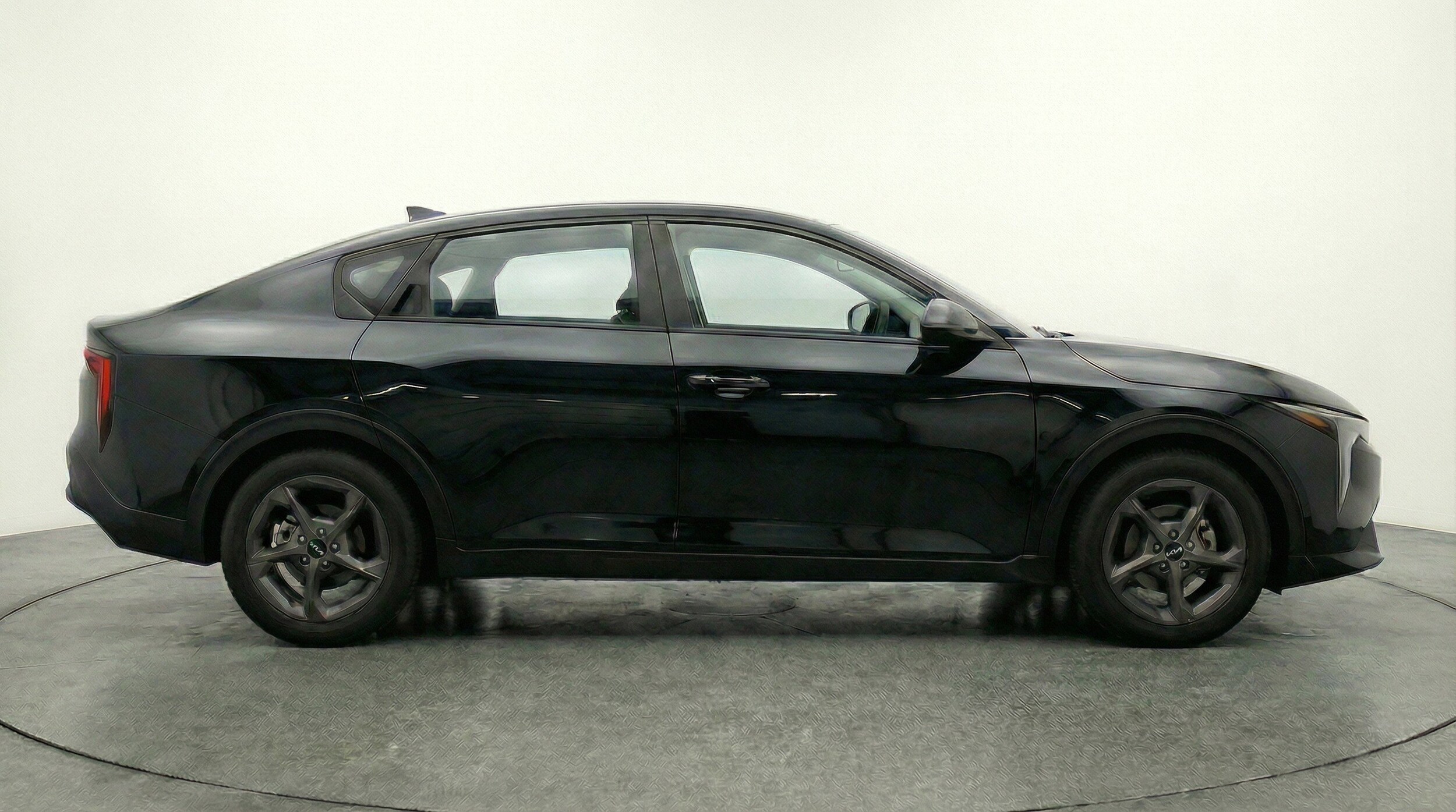 Thumbnail: 2025 Kia K4 - 11