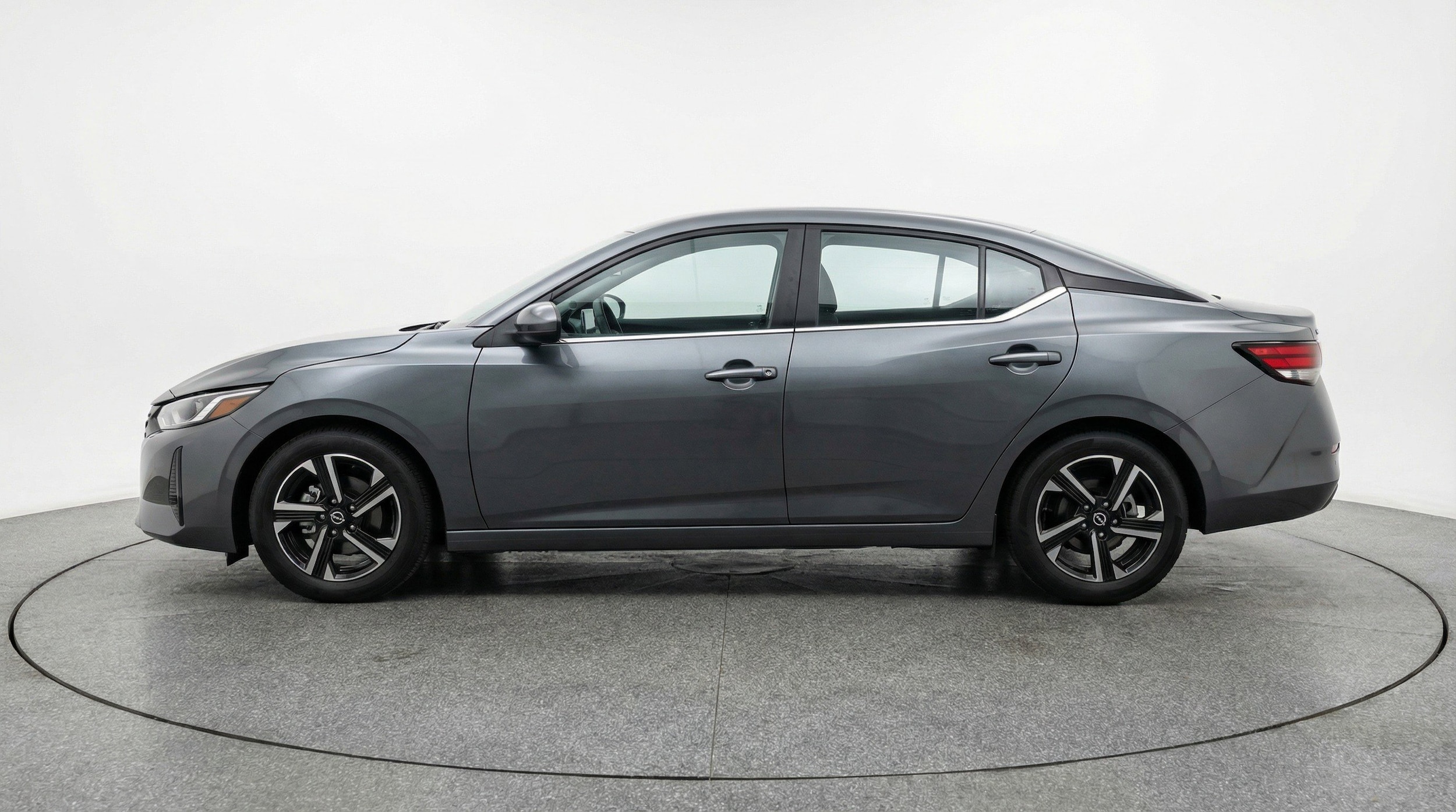 Thumbnail: 2025 Nissan Sentra - 5