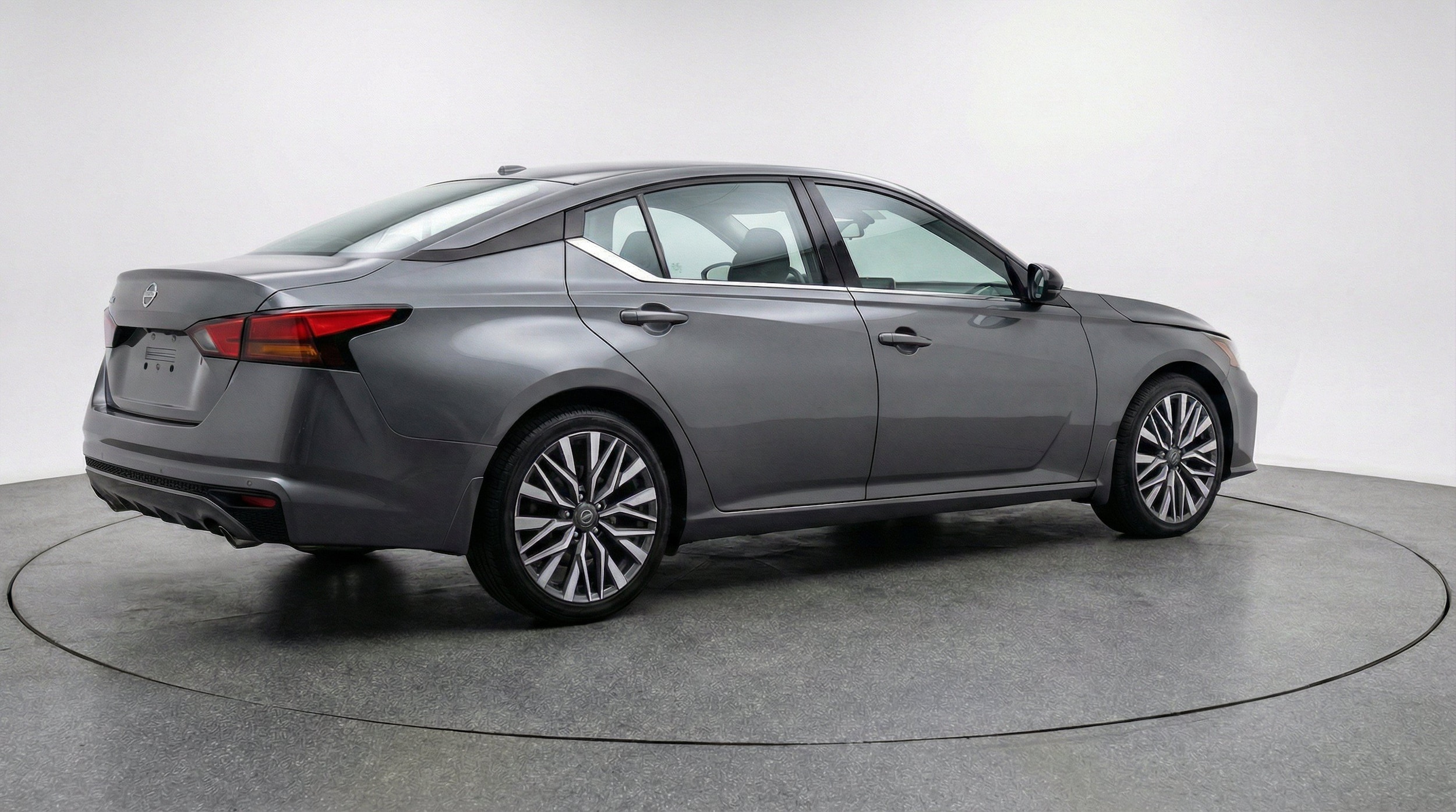 Thumbnail: 2025 Nissan Altima - 9