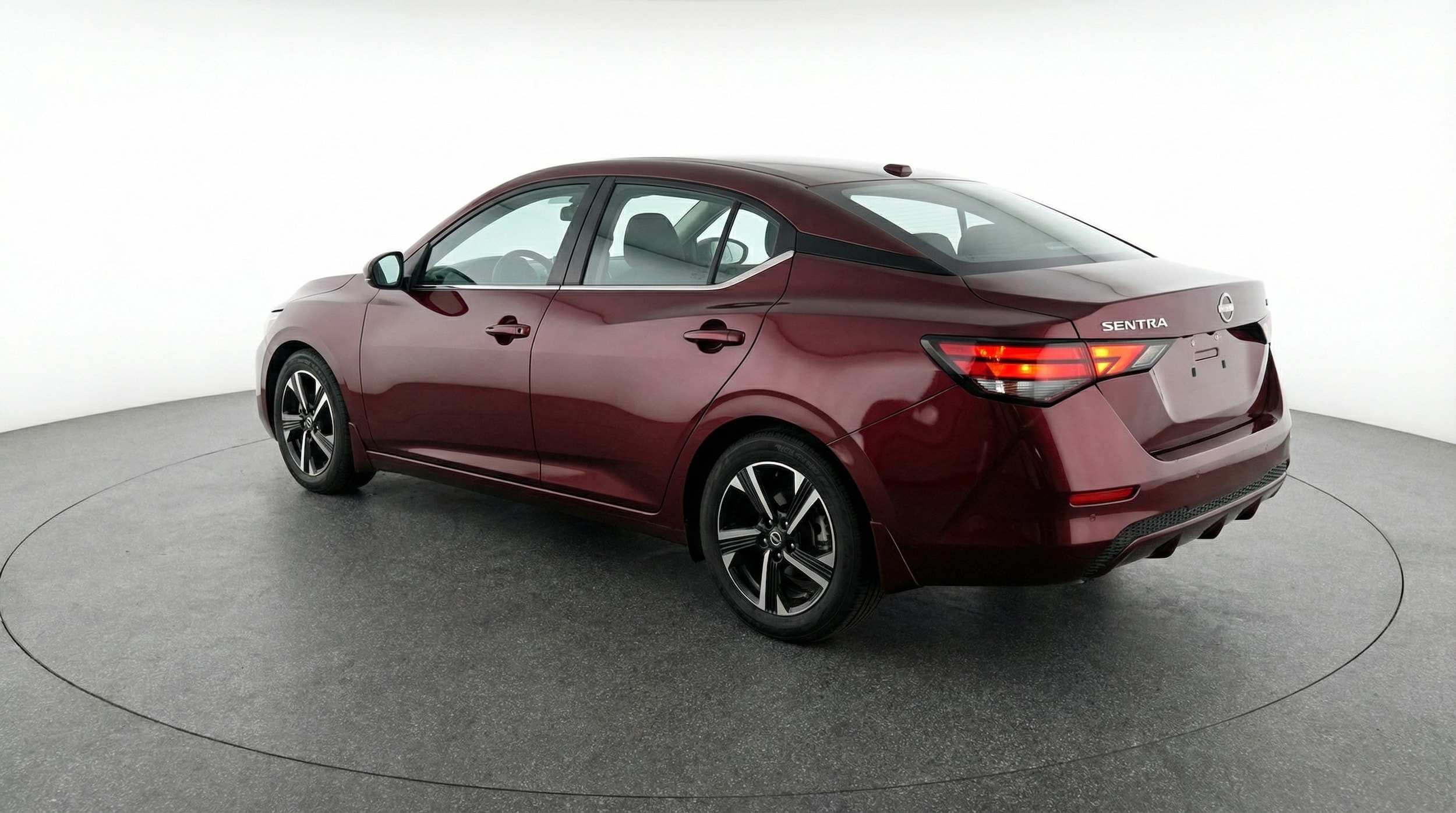 Thumbnail: 2025 Nissan Sentra - 5