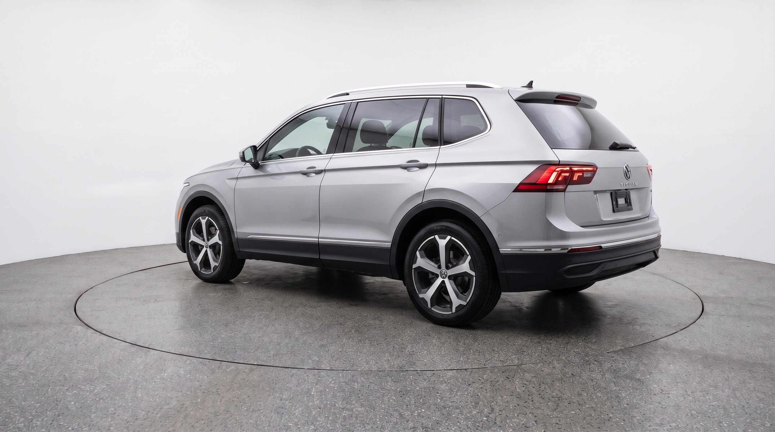 Thumbnail: 2026 Volkswagen Tiguan - 6