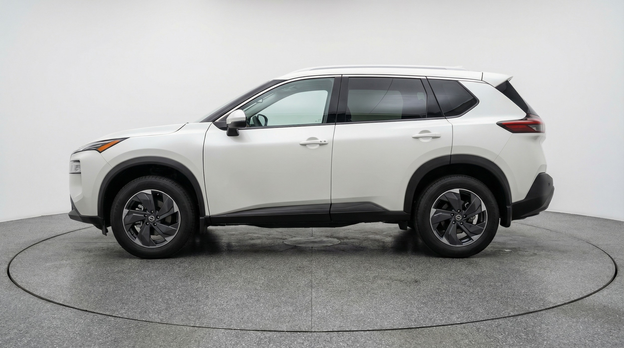 Thumbnail: 2025 Nissan Rogue - 4