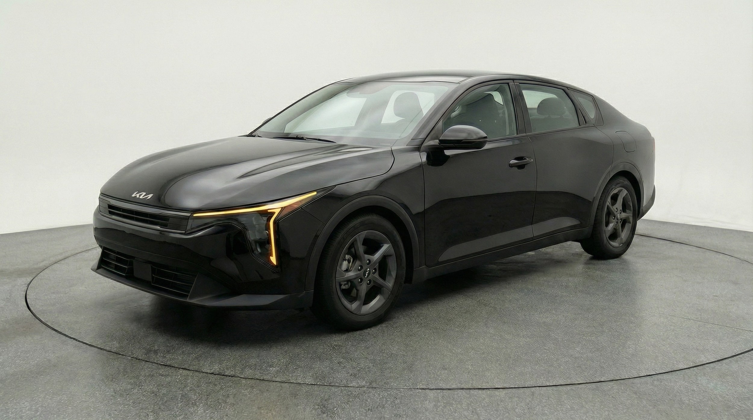 Thumbnail: 2025 Kia K4 - 3