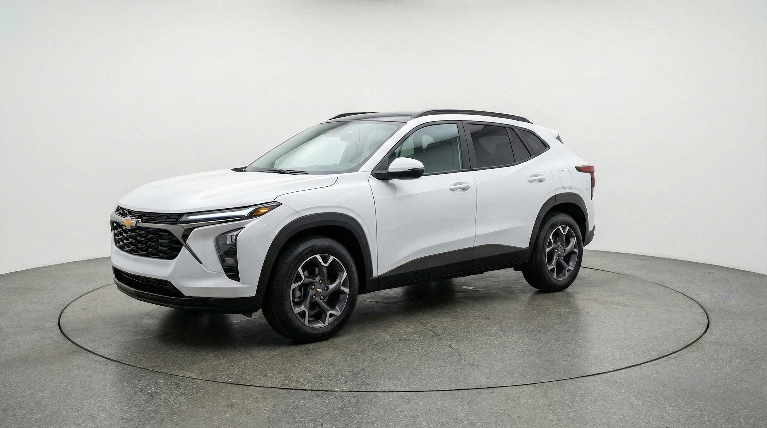 Thumbnail: 2025 Chevrolet Trax - 3