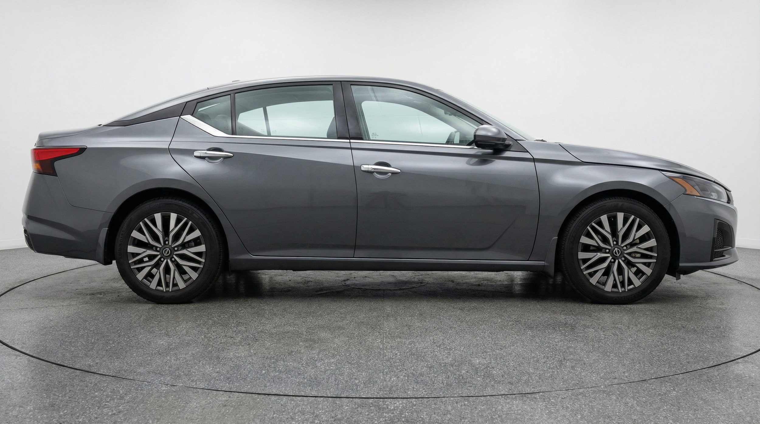 Thumbnail: 2025 Nissan Altima - 8