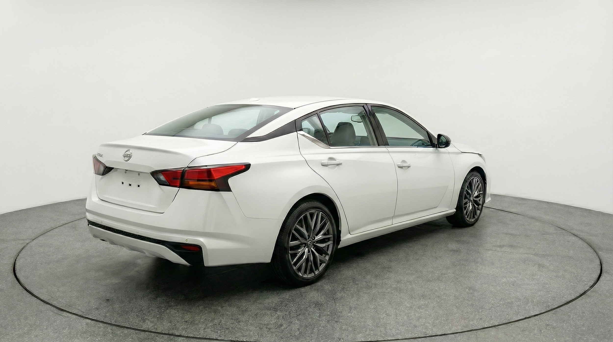 Thumbnail: 2025 Nissan Altima - 7