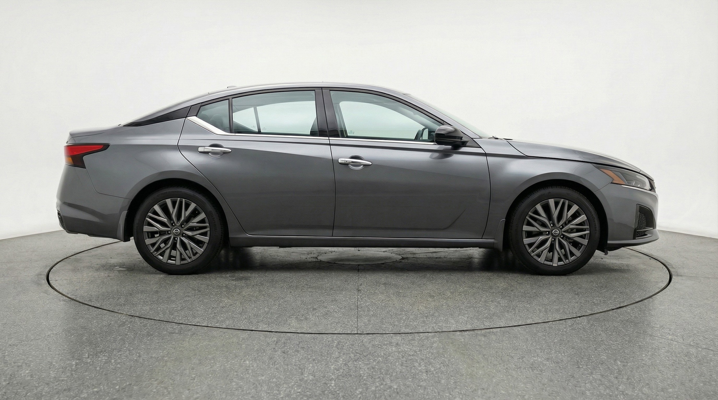 Thumbnail: 2025 Nissan Altima - 11