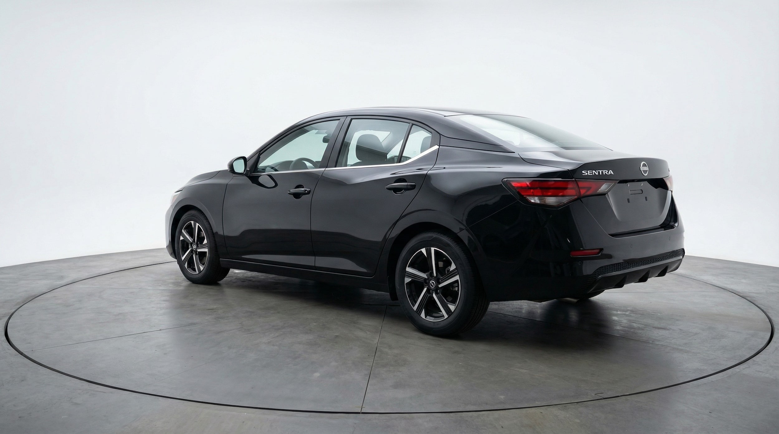 Thumbnail: 2025 Nissan Sentra - 5