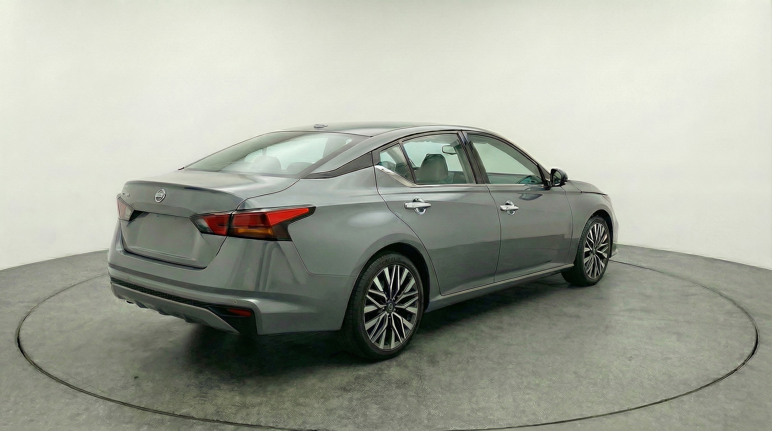 Thumbnail: 2025 Nissan Altima - 9