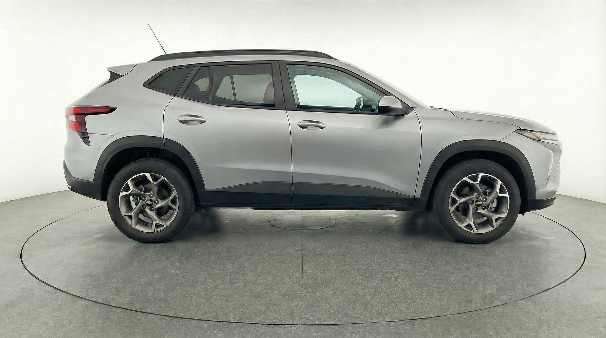 Thumbnail: 2025 Chevrolet Trax - 8