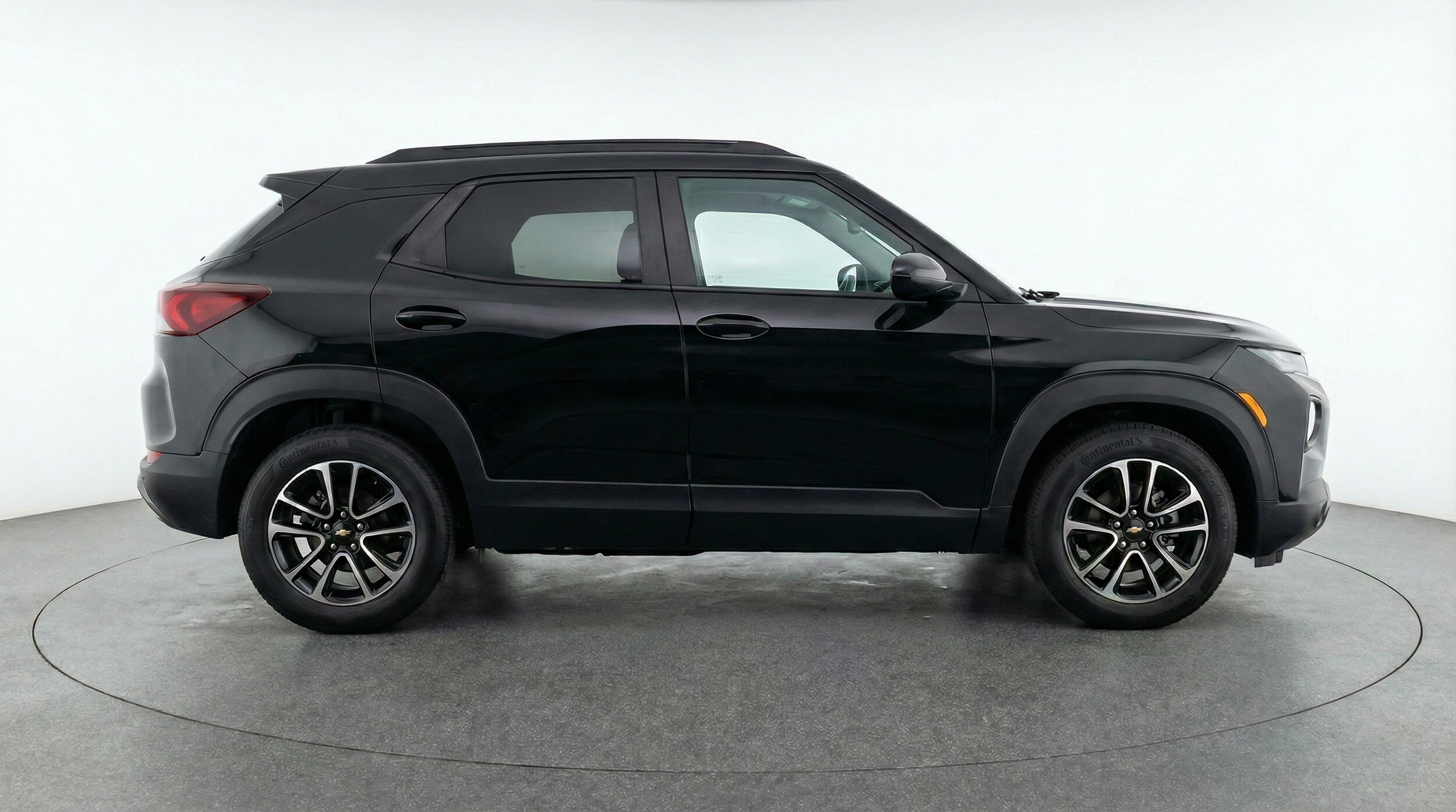 Thumbnail: 2025 Chevrolet TrailBlazer - 8