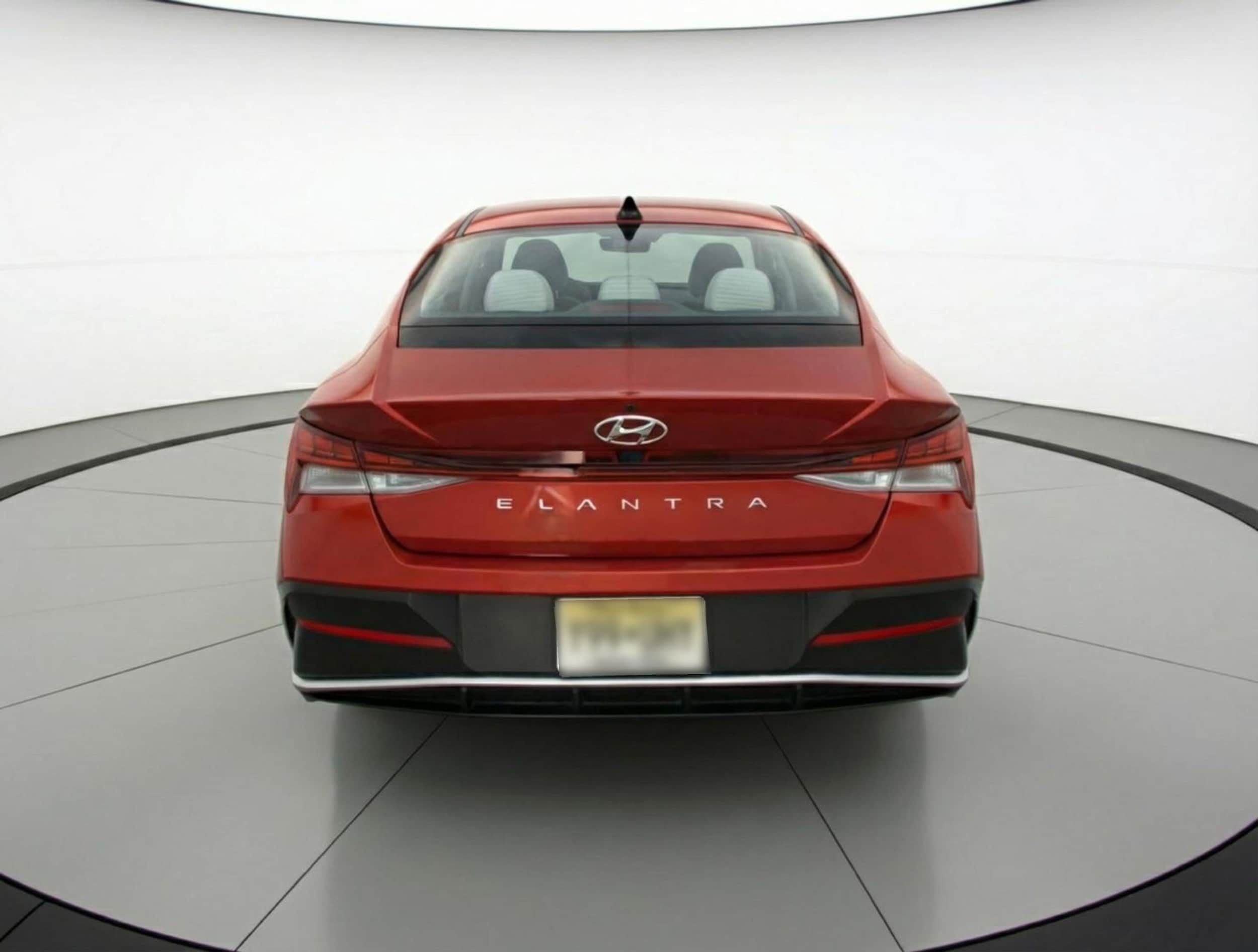 Thumbnail: 2025 Hyundai Elantra - 7