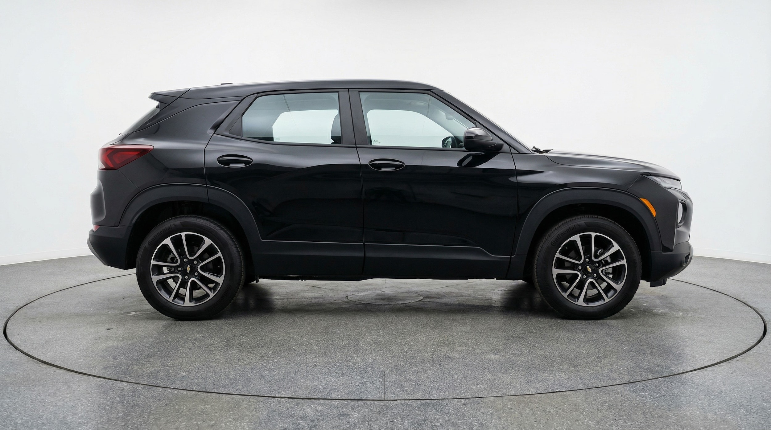 Thumbnail: 2025 Chevrolet TrailBlazer - 8