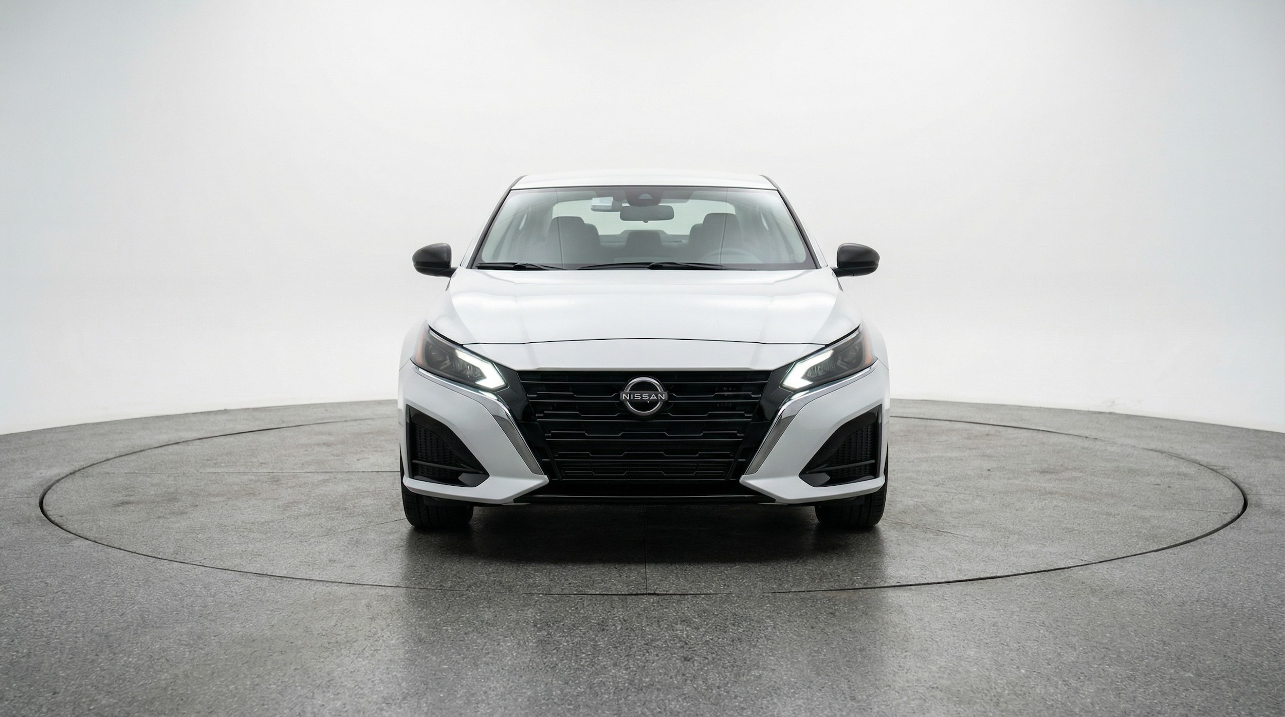 Thumbnail: 2025 Nissan Altima - 2