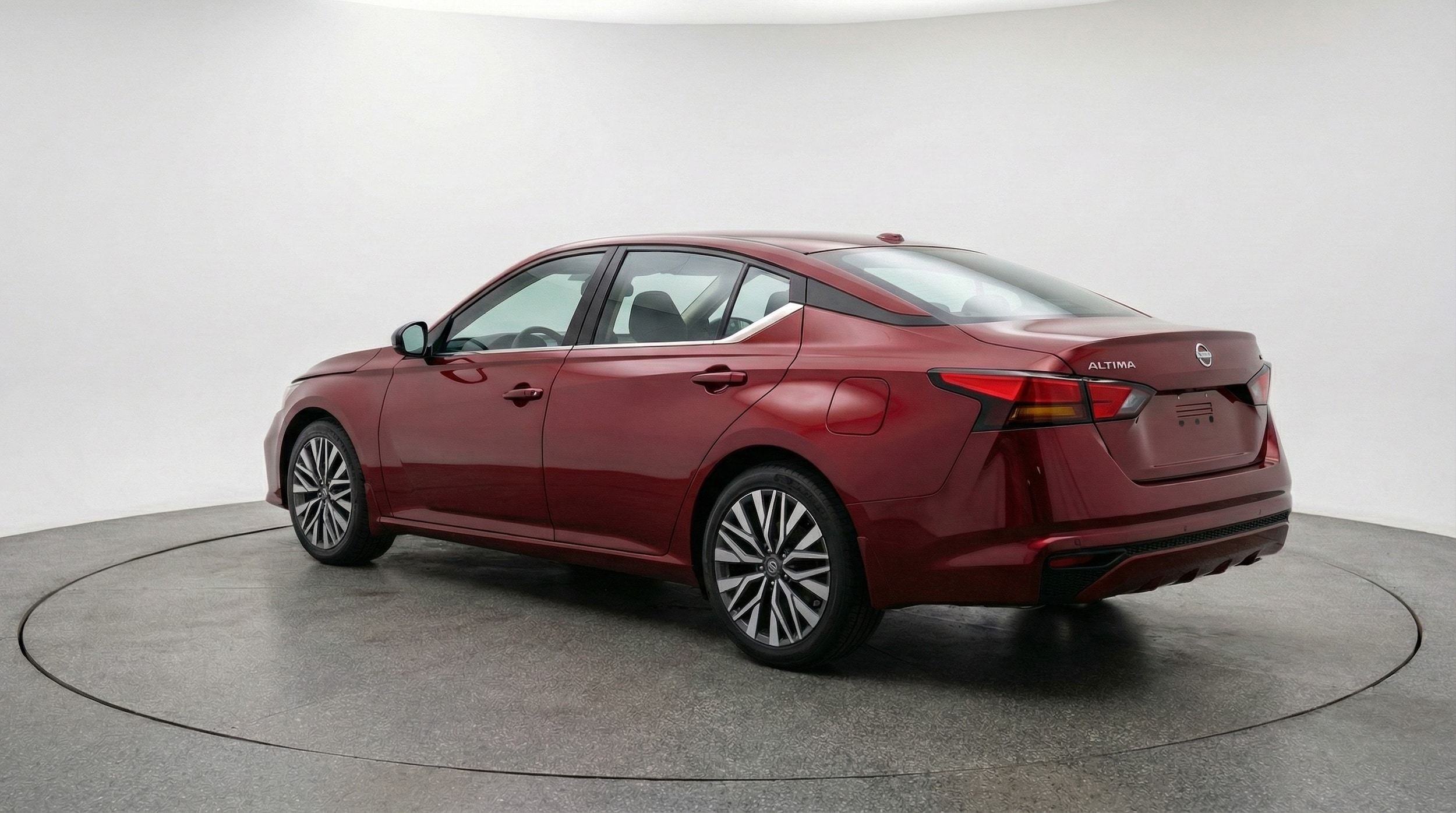 Thumbnail: 2025 Nissan Altima - 5