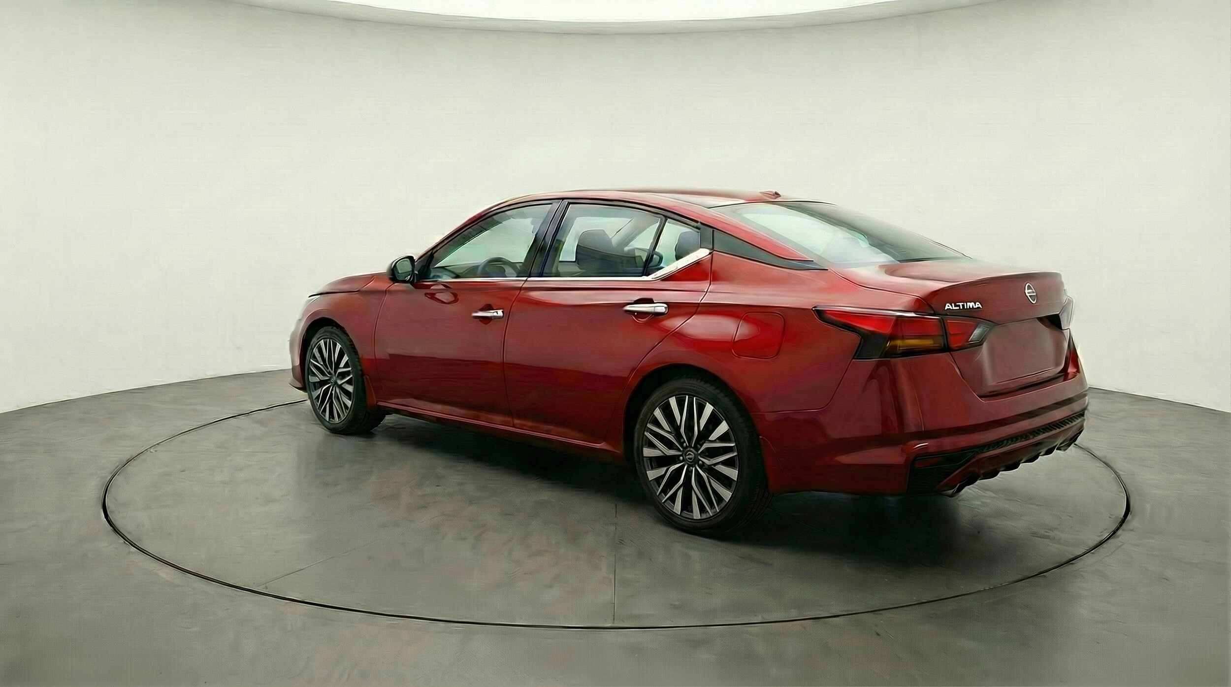 Thumbnail: 2025 Nissan Altima - 5