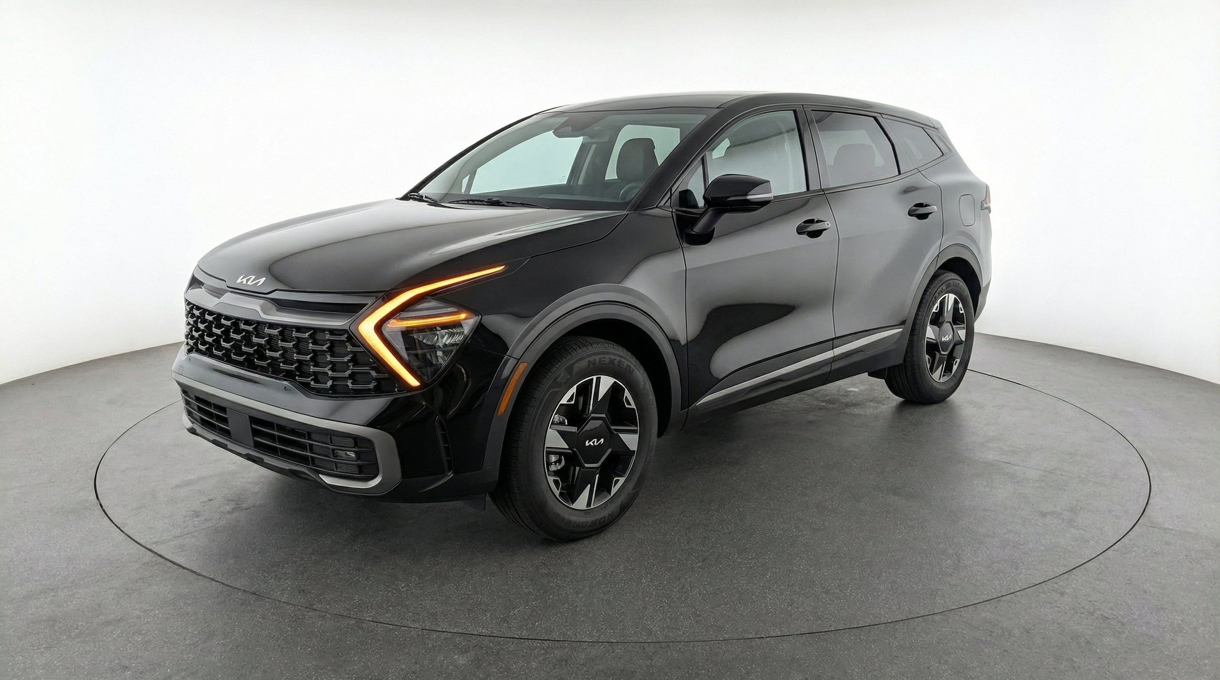 Thumbnail: 2026 Kia Sportage - 3