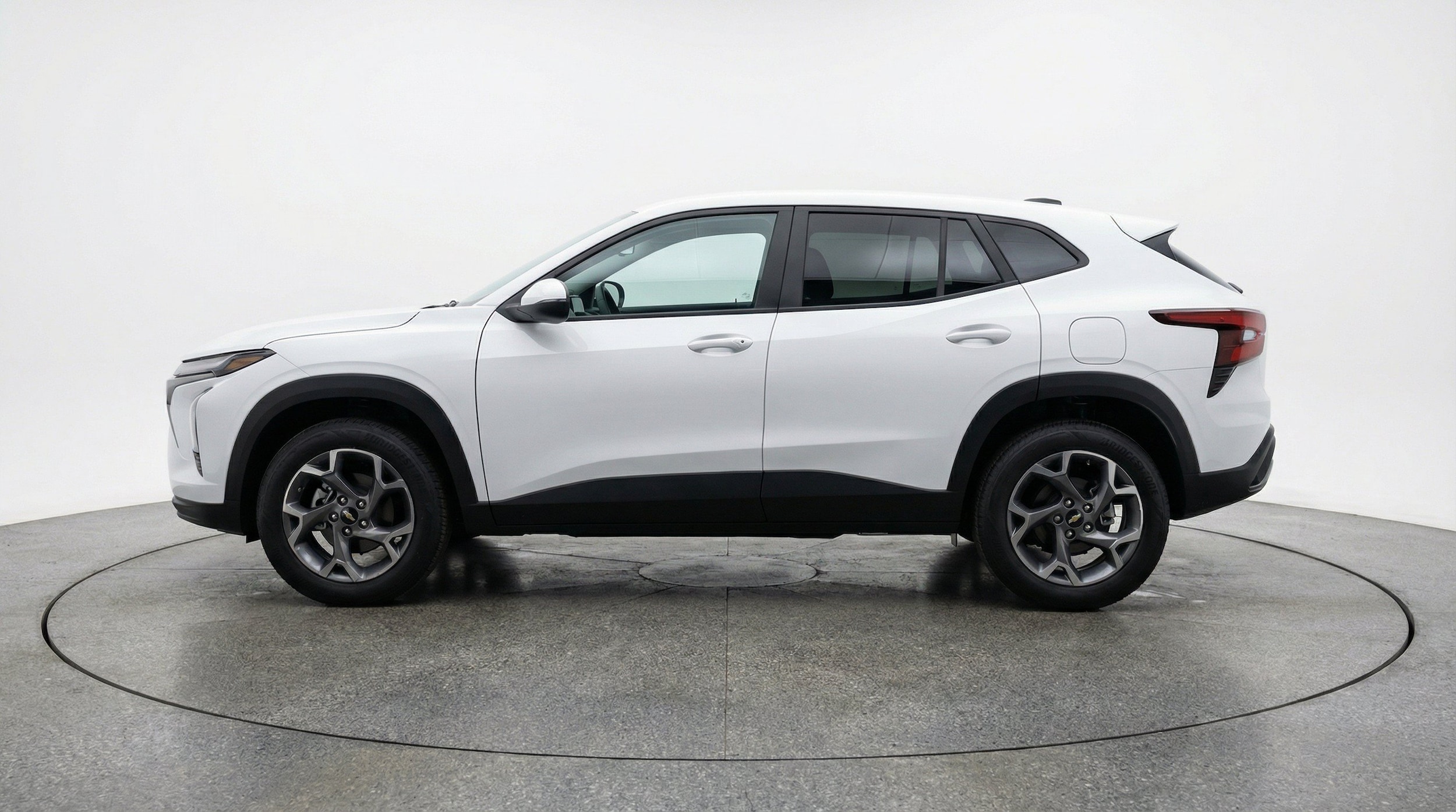 Thumbnail: 2025 Chevrolet Trax - 5