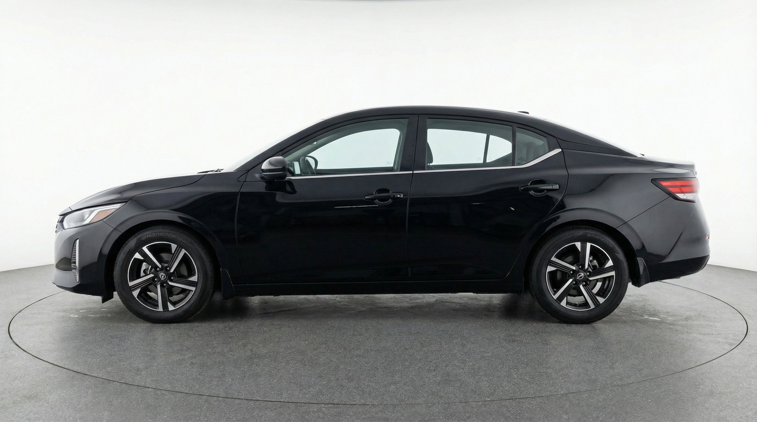 Thumbnail: 2025 Nissan Sentra - 5