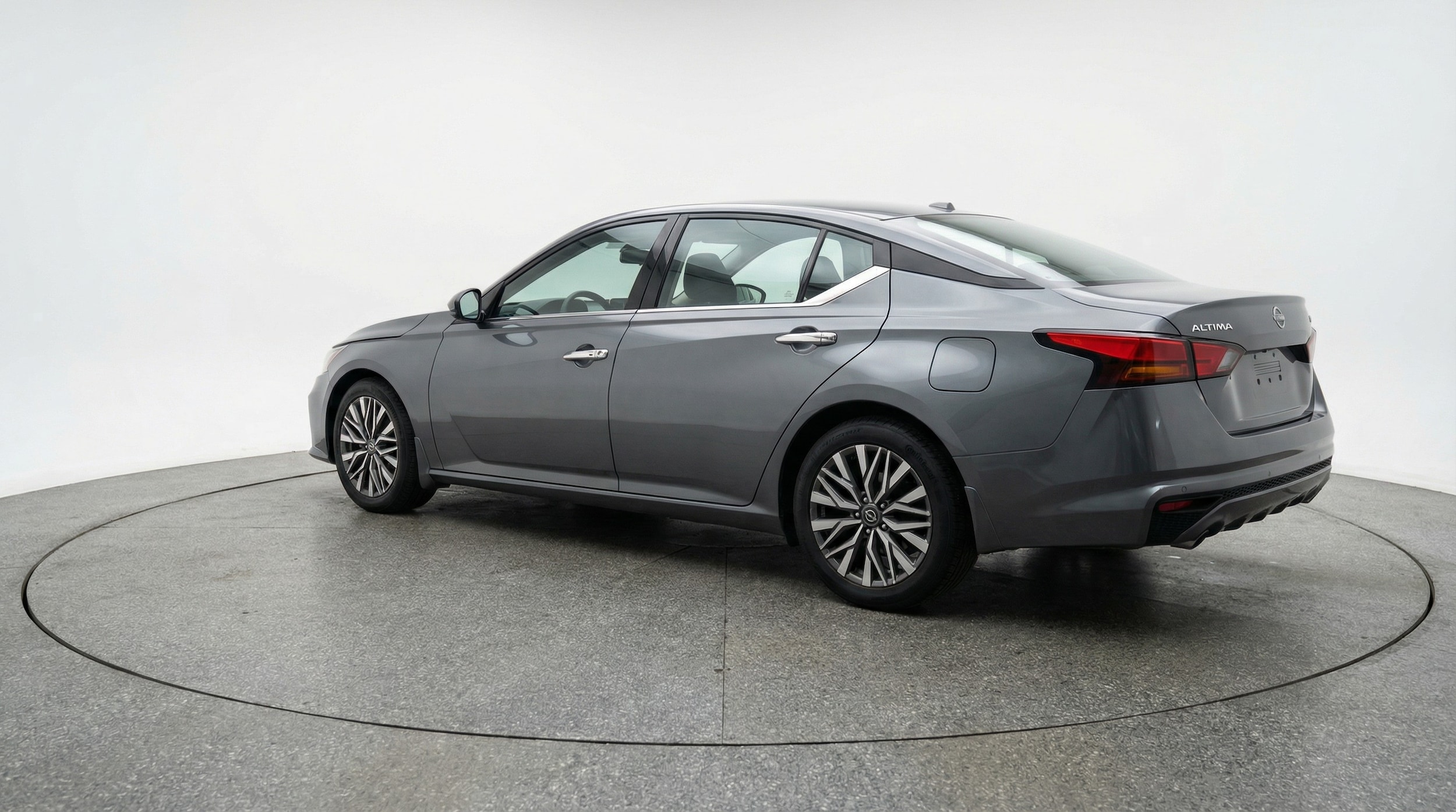 Thumbnail: 2025 Nissan Altima - 5