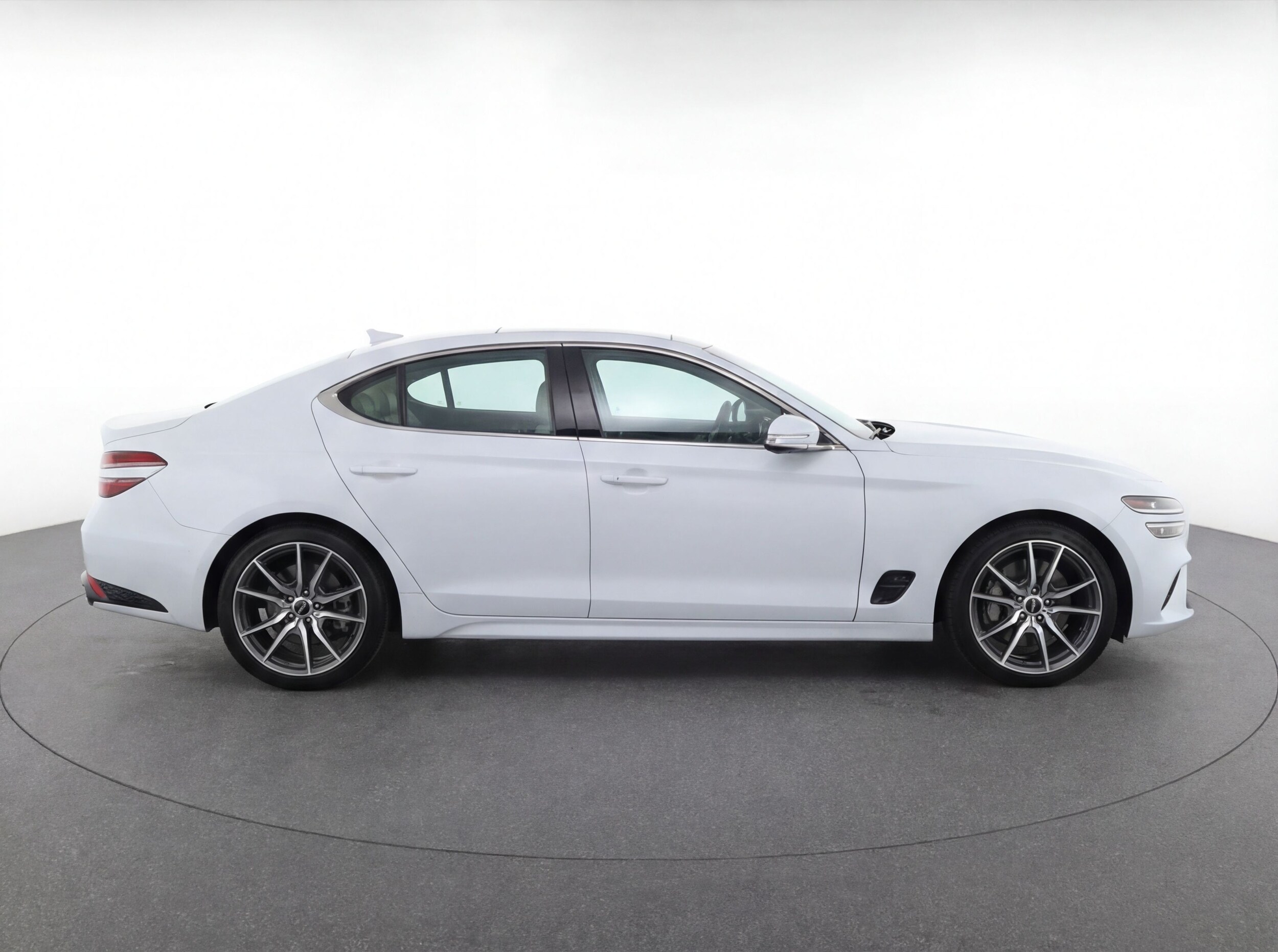 Thumbnail: 2025 Genesis G70 - 8