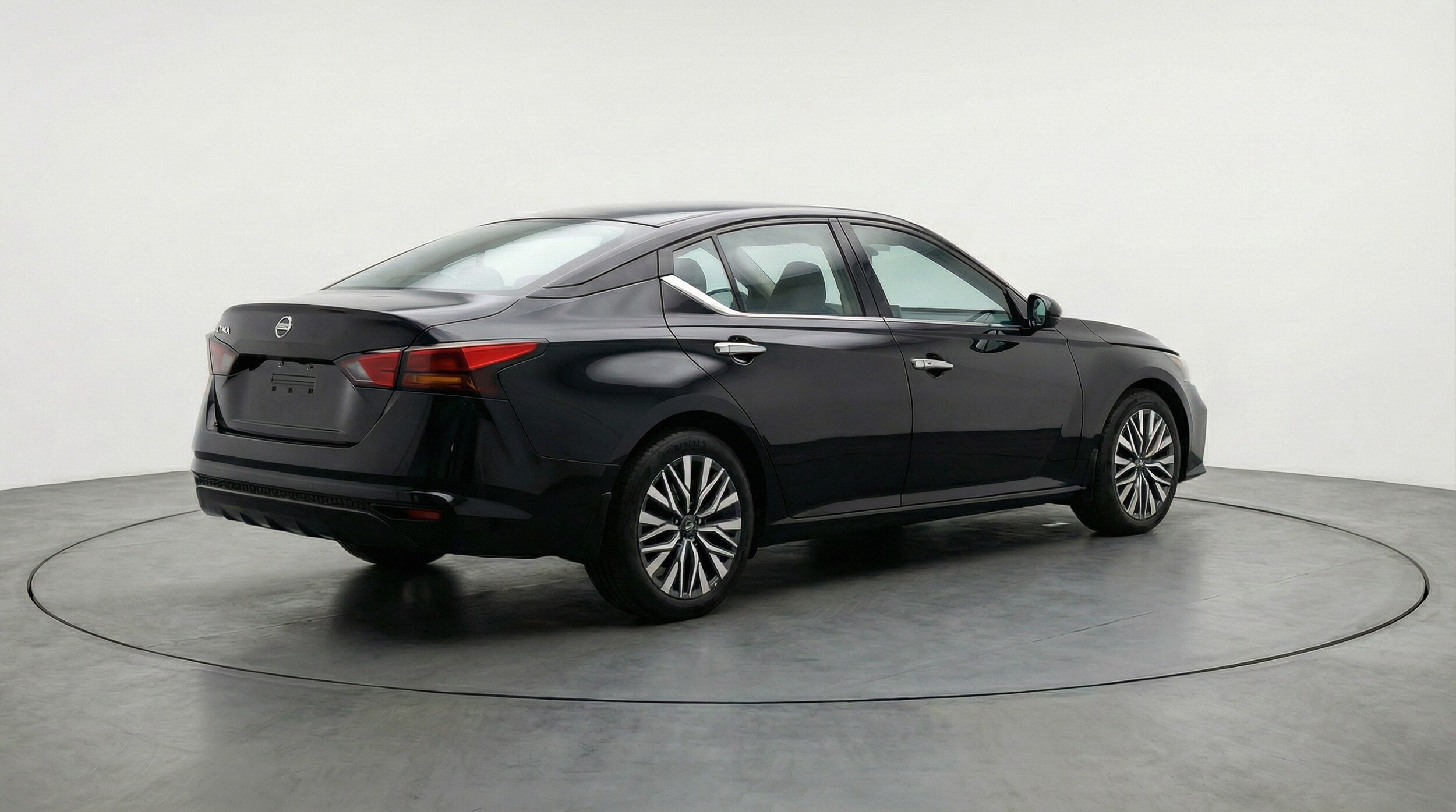 Thumbnail: 2025 Nissan Altima - 7