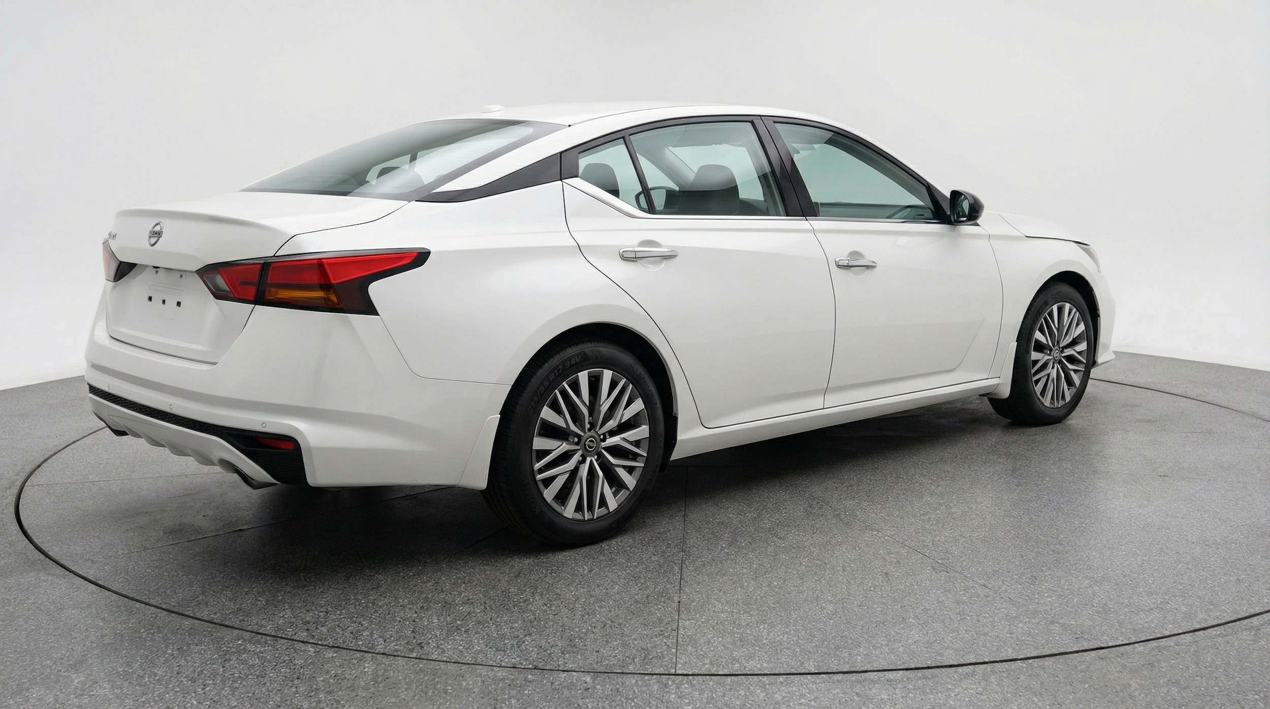 Thumbnail: 2025 Nissan Altima - 7