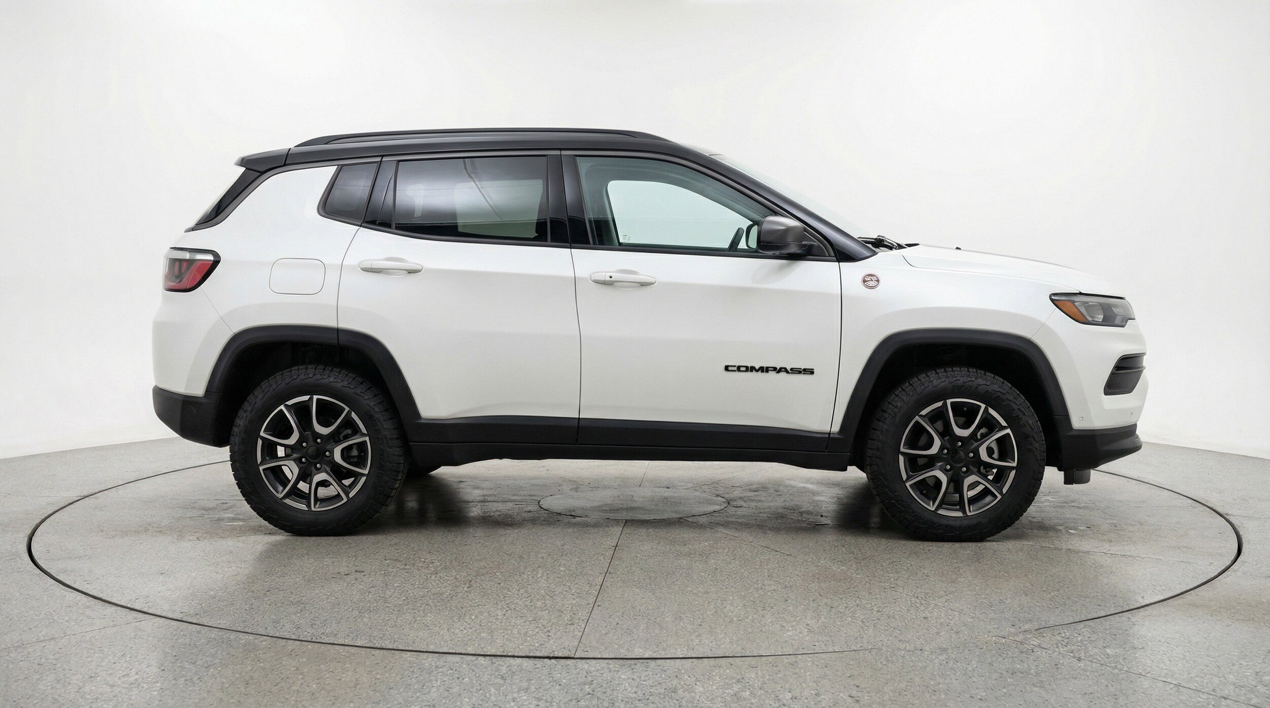 Thumbnail: 2025 Jeep Compass - 11