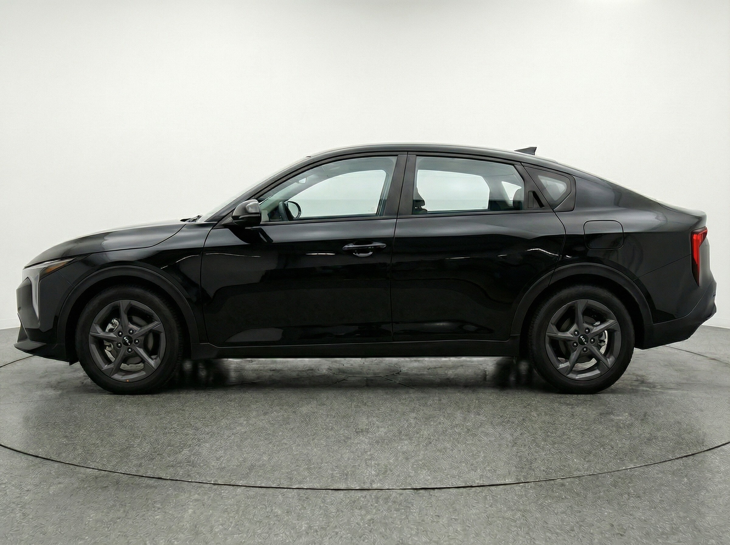 Thumbnail: 2025 Kia K4 - 4