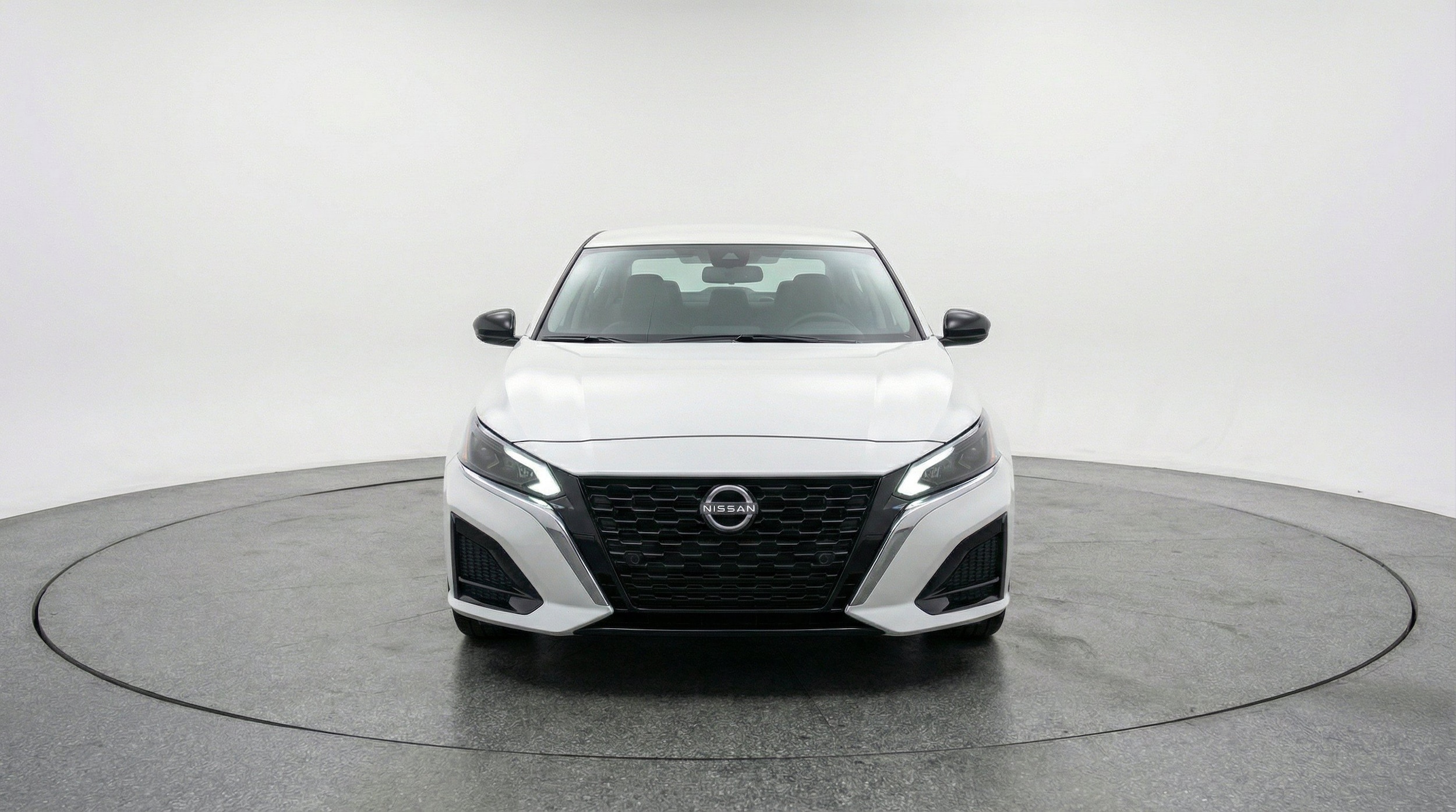 Thumbnail: 2025 Nissan Altima - 2