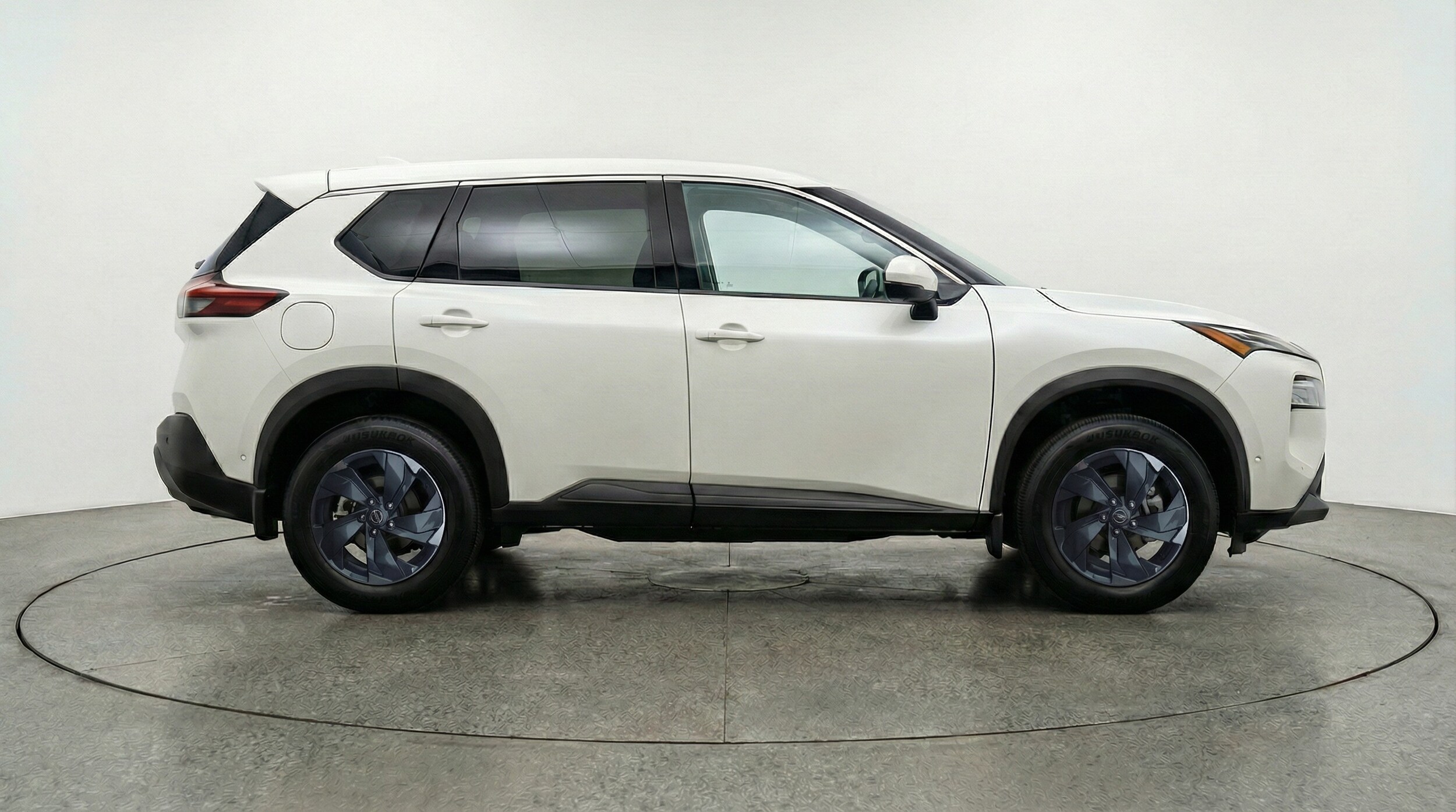 Thumbnail: 2025 Nissan Rogue - 8