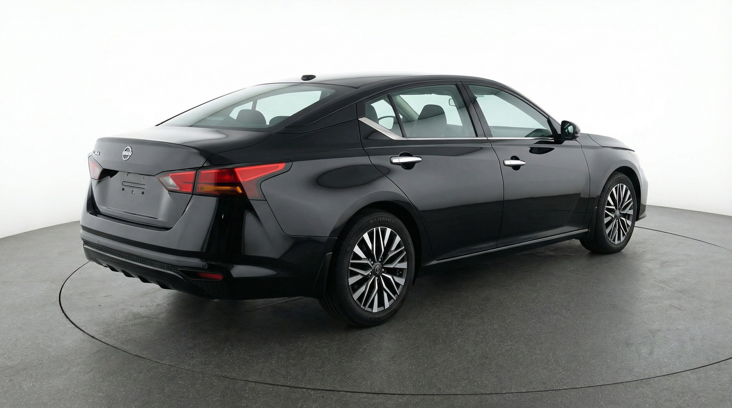 Thumbnail: 2025 Nissan Altima - 7