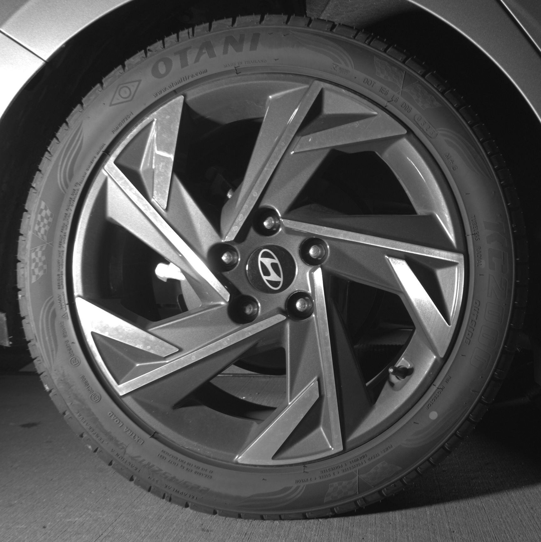 Thumbnail: 2025 Hyundai Elantra - 12