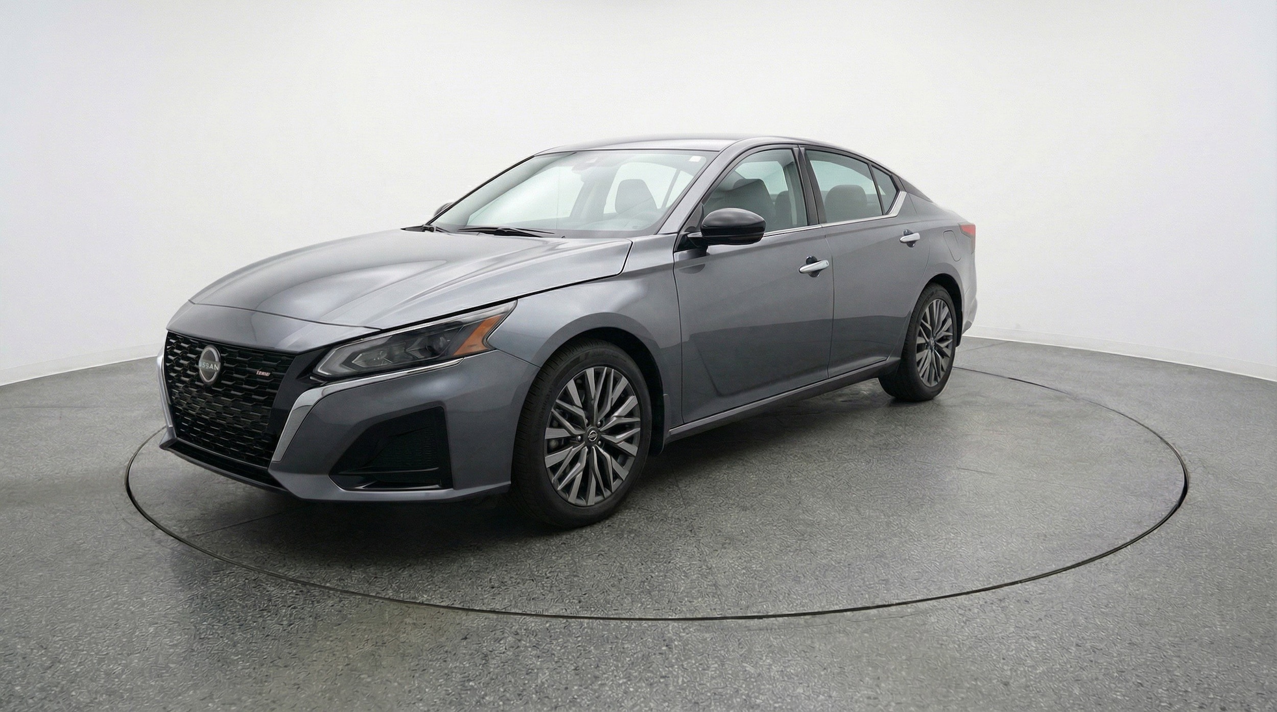 Thumbnail: 2025 Nissan Altima - 3