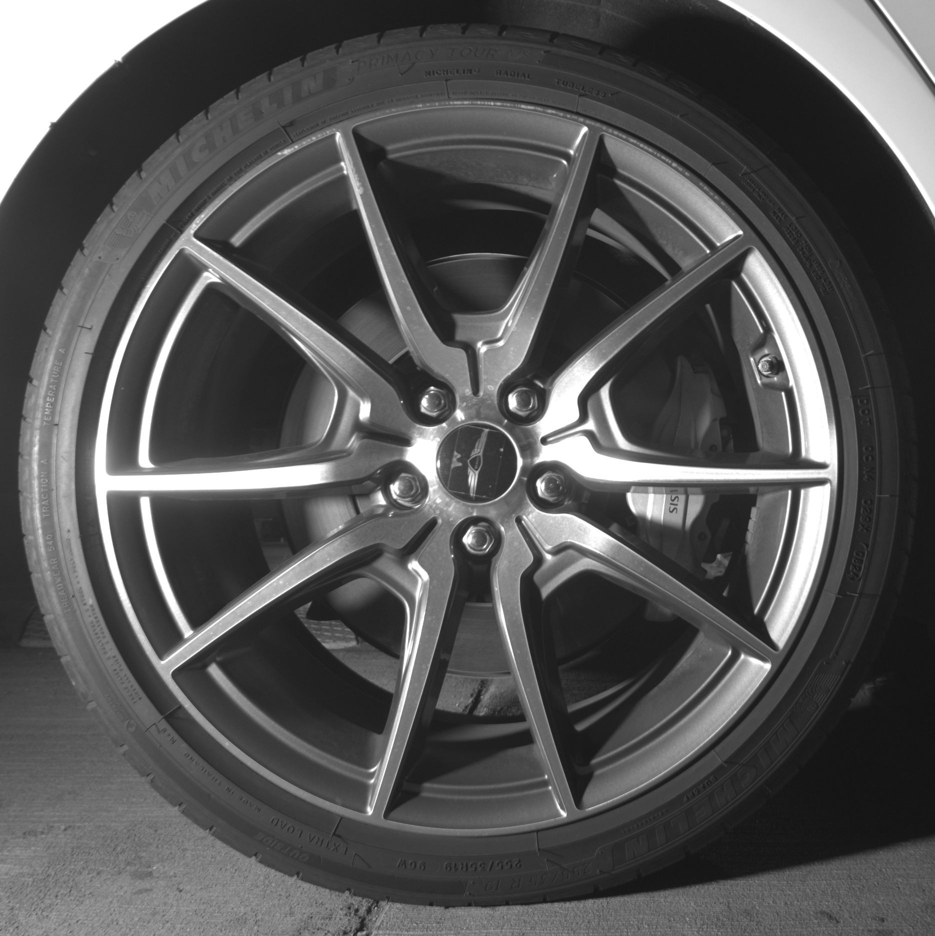 Thumbnail: 2025 Genesis G70 - 12