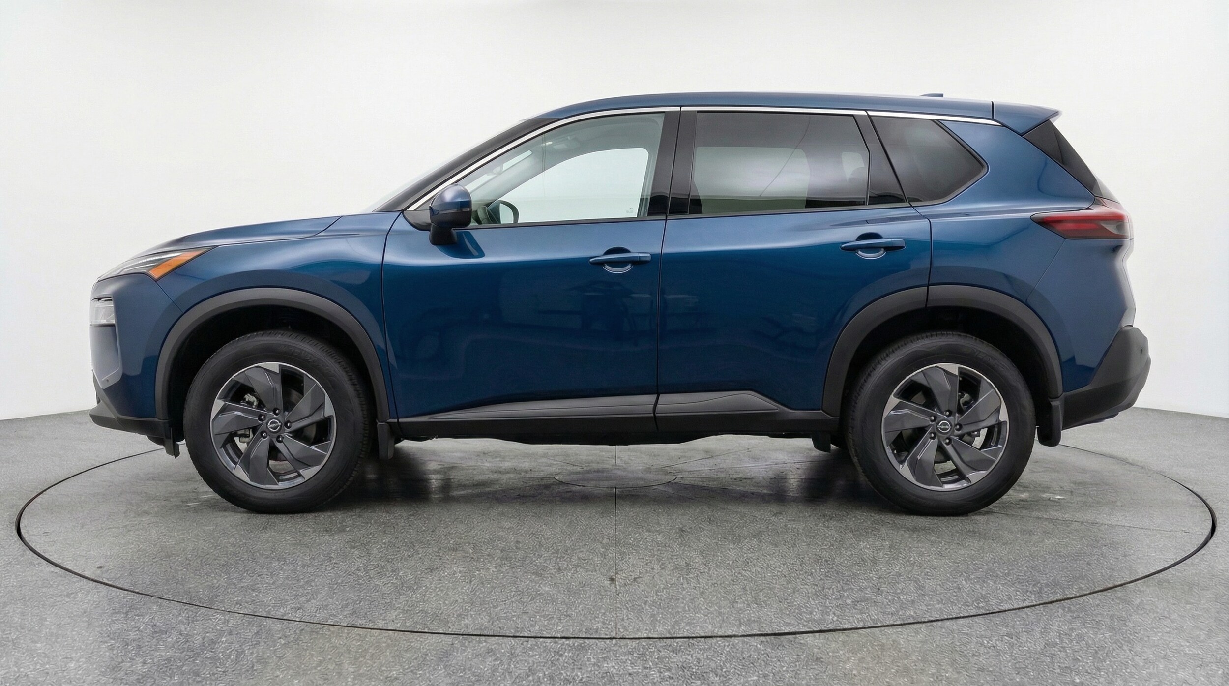 Thumbnail: 2025 Nissan Rogue - 4