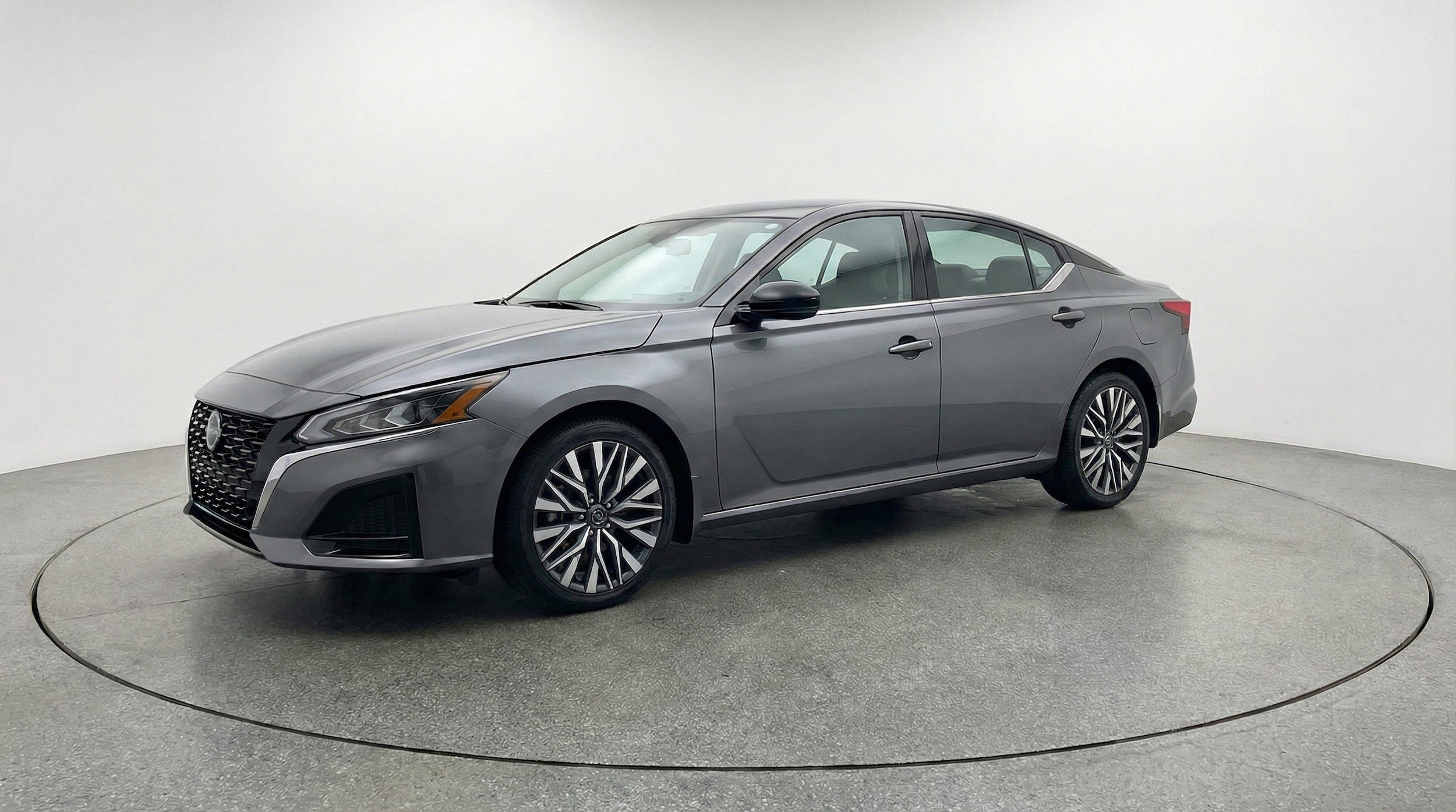 Thumbnail: 2025 Nissan Altima - 3