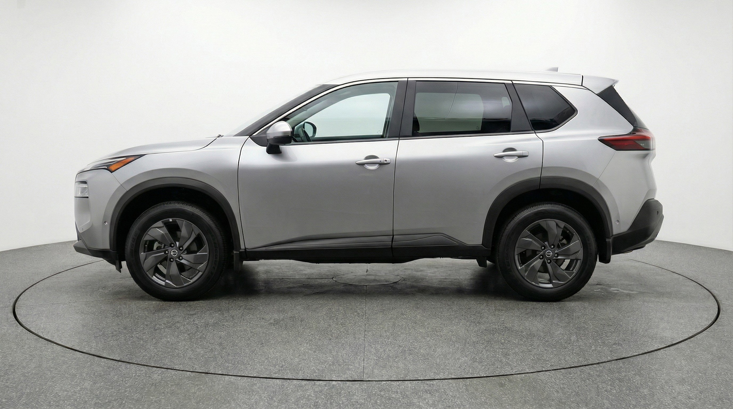 Thumbnail: 2025 Nissan Rogue - 5