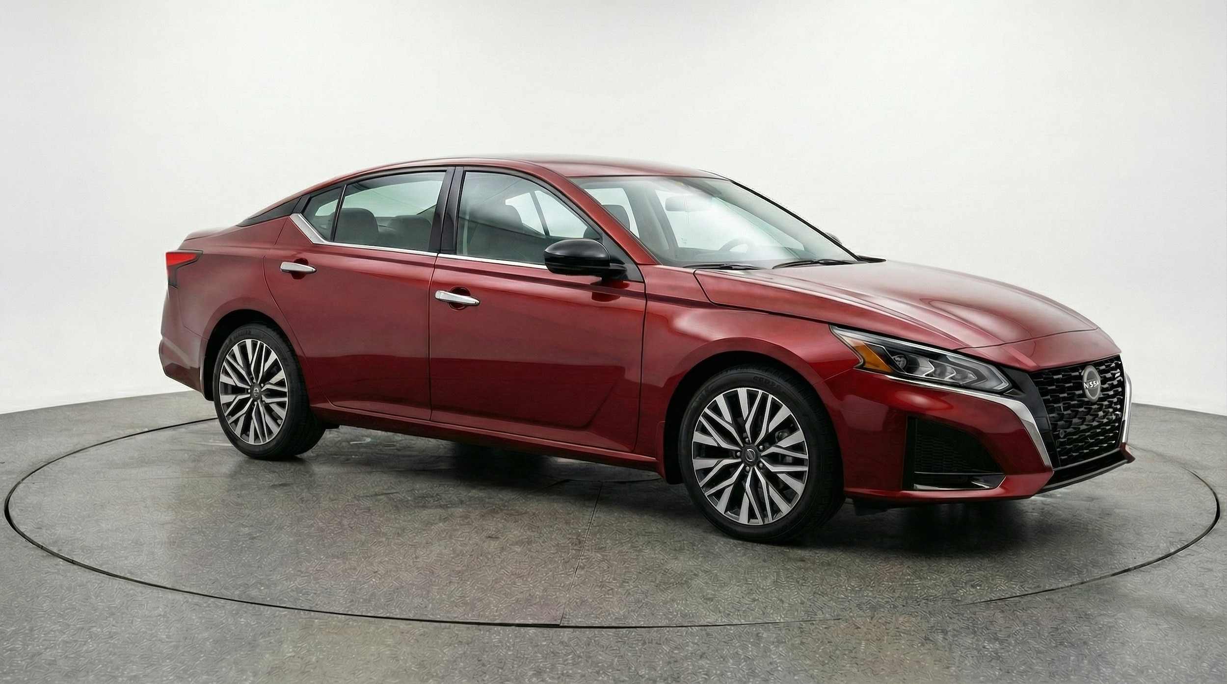 Thumbnail: 2025 Nissan Altima - 1